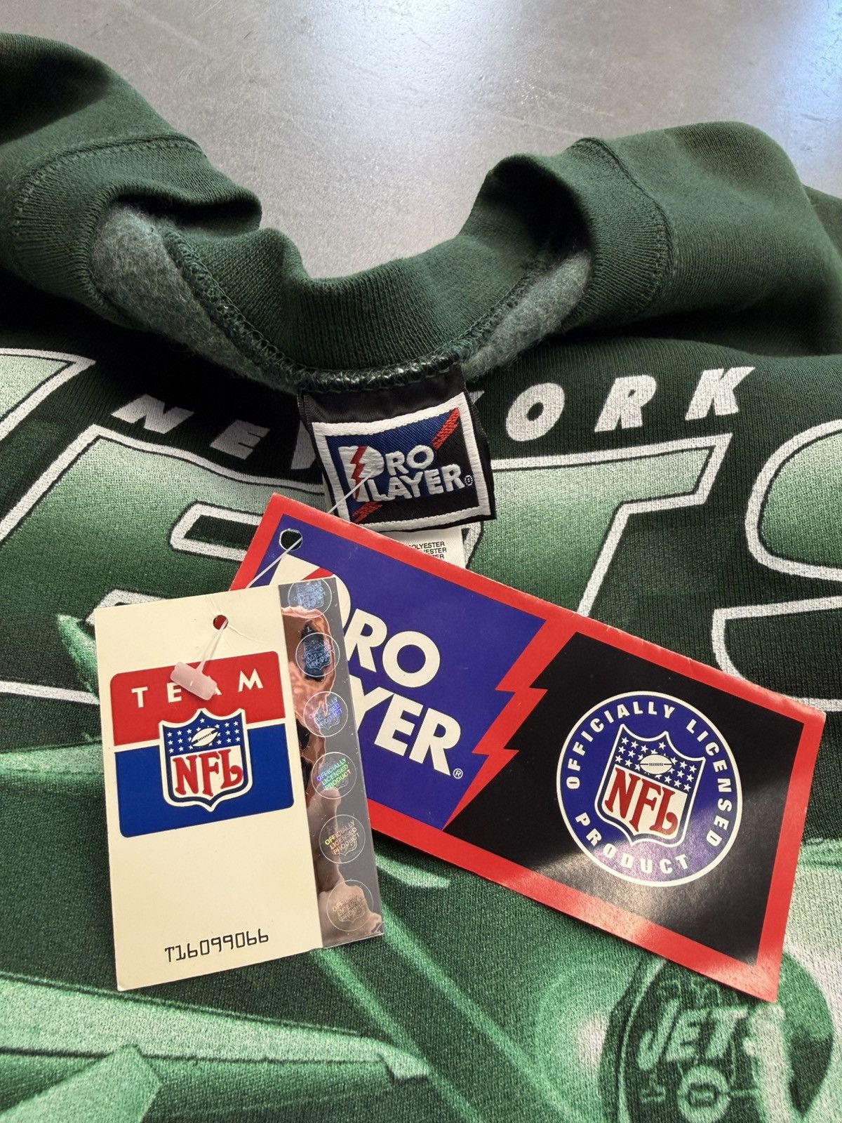 Other 1997 New York Jets Pro Player Crewneck Size US XL / EU 56 / 4 - 3 Thumbnail