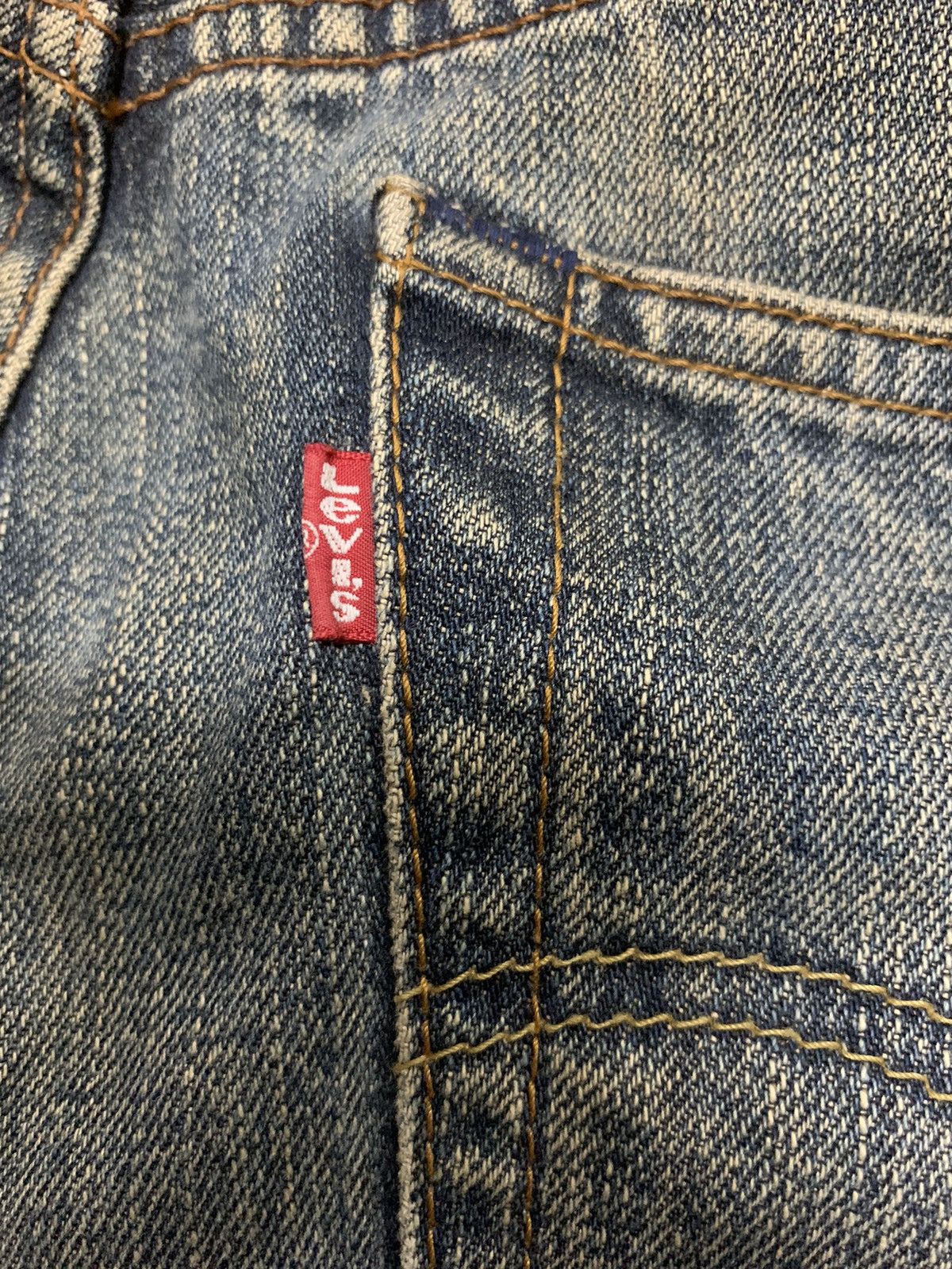 Levi's Vintage Levi’s 504 Faded Wash Denim Size US 33 - 13 Thumbnail