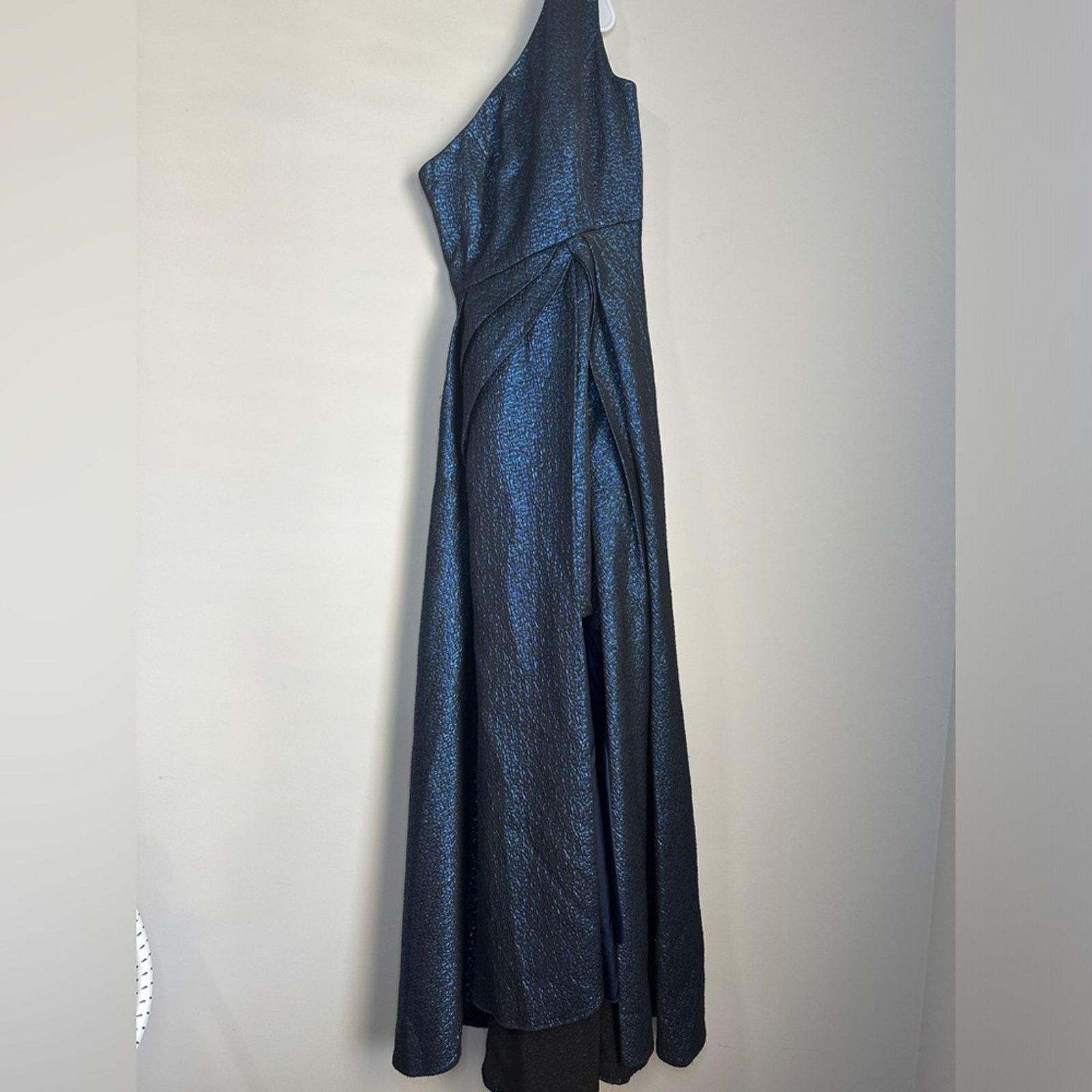 Monique Lhuillier MONIQUE LHUILLIER Navy Gown One Shoulder High Low Size 4 Size S / US 4 / IT 40 - 5 Thumbnail