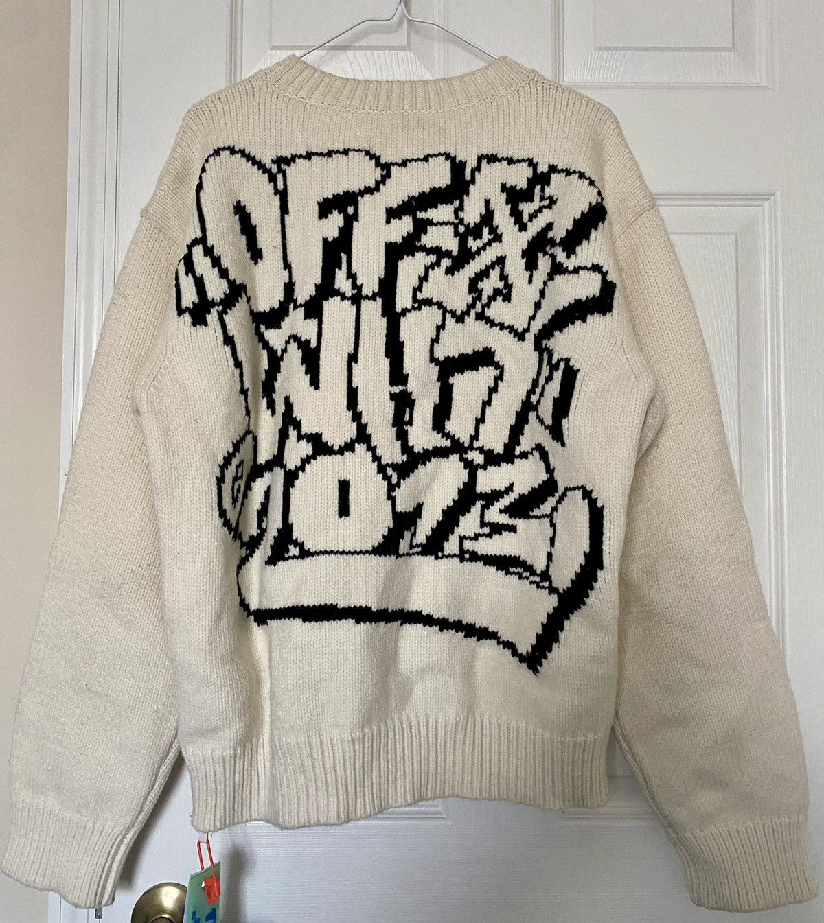 Off-White Off-White Graffiti Wool Sweater Size Large Size US L / EU 52-54 / 3 - 6 Thumbnail