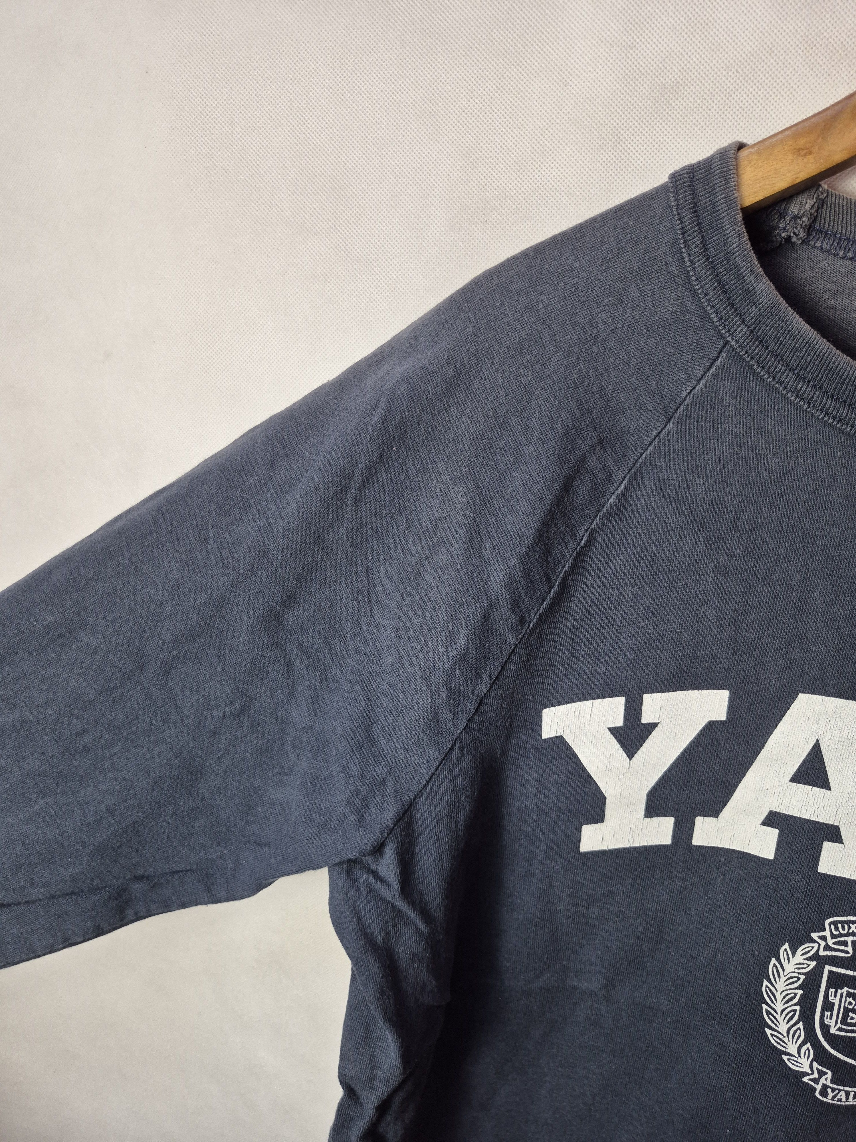 Champion × Vintage 🔥 Vintage Champion Yale University Sweatshirt Size US M / EU 48-50 / 2 - 9 Thumbnail