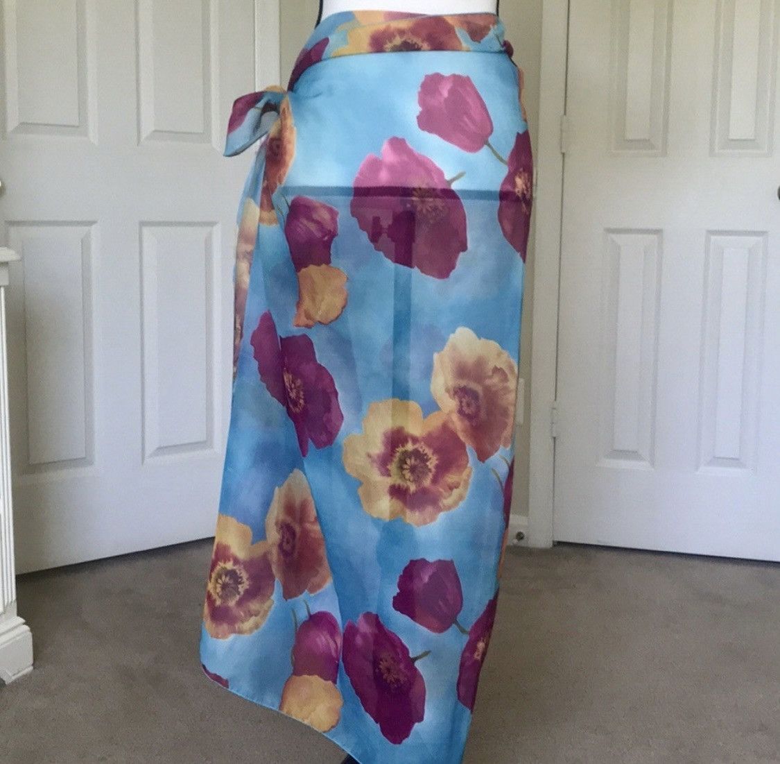 Other SHEER FLORAL BEACH COVER UP BIKINI WRAP SARONG Size ONE SIZE - 5 Thumbnail