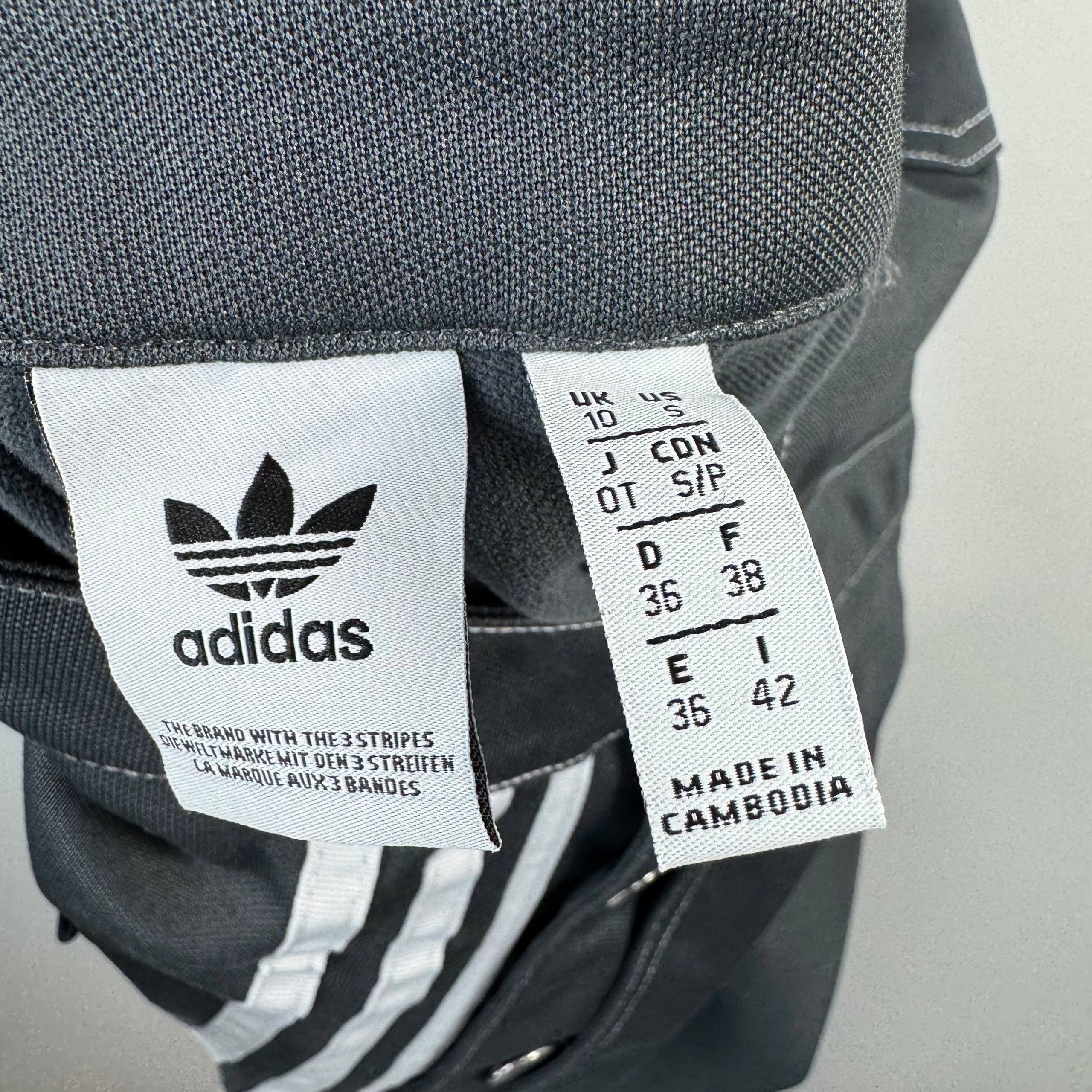 Adidas Adidas 3 Stripe Dungarees Overalls DU8187 Women Size S Size 25" / US 0 / IT 36 - 4 Thumbnail