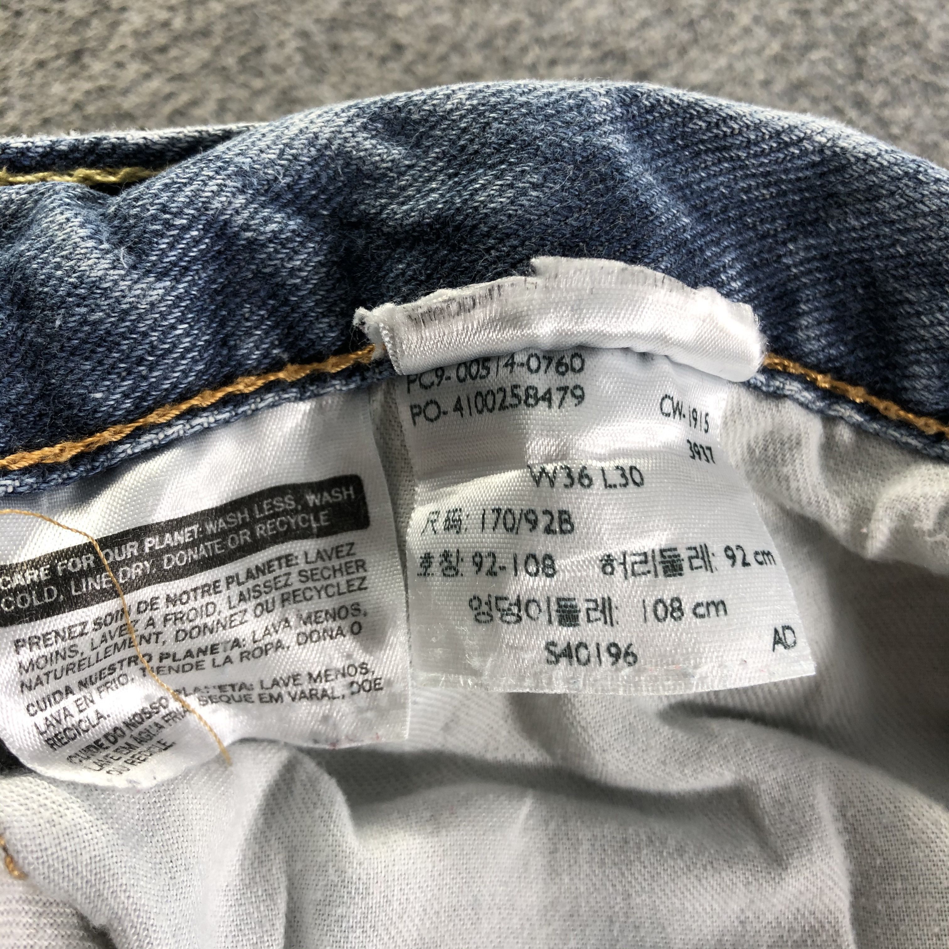 Levi's Vintage Levis 514 Jeans-J3406 Size US 35 - 10 Thumbnail