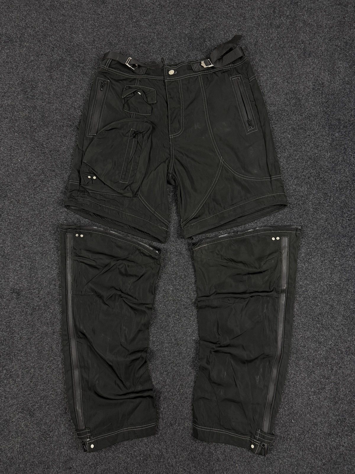 FAR FROM WHAT × Vintage FAR FROM WHAT Tactical Cargo Pants for Men - Durable Cotton, Size US 34 / EU 50 - 1 Thumbnail