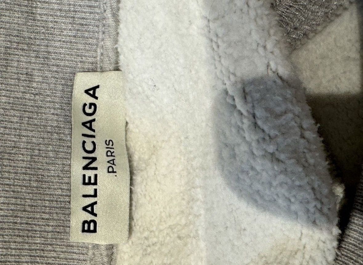 Balenciaga Balenciaga Oversized Logo Sweatshirt Size XS / US 0-2 / IT 36-38 - 6 Thumbnail
