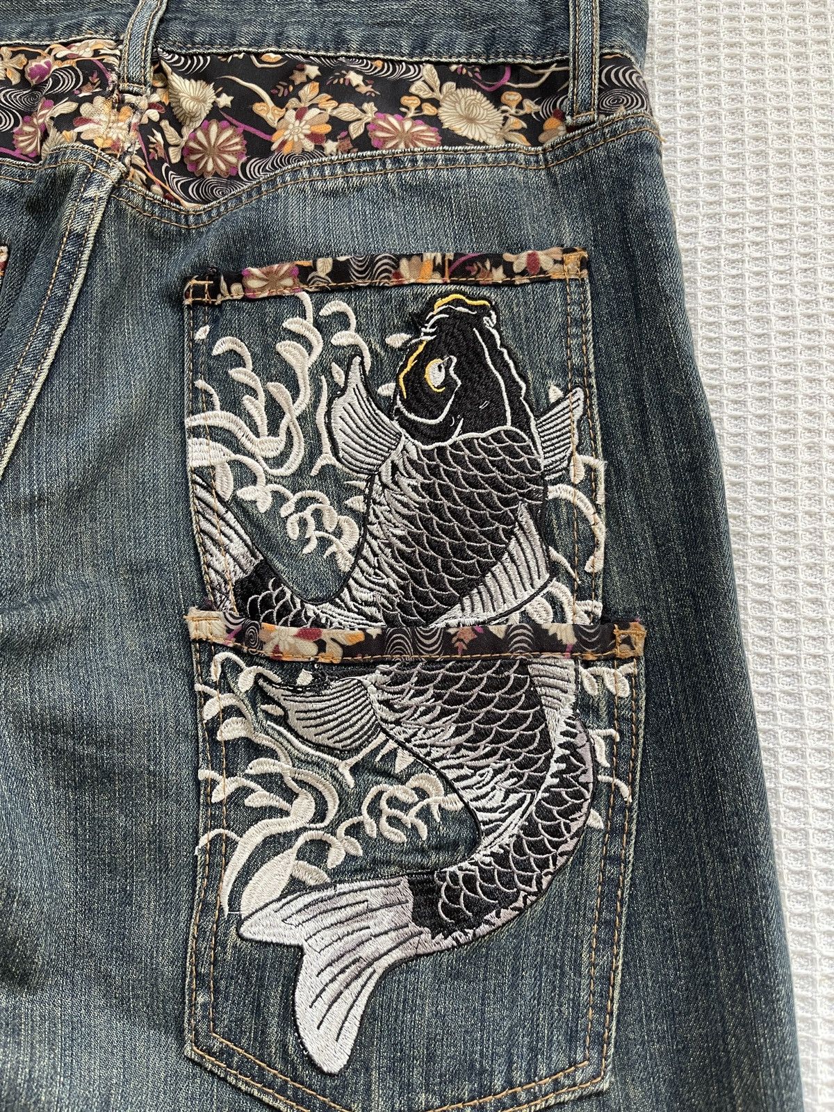 Karakuri Tamashii Rare🔥Japanese Memory Special Embroidery Sukajan Jeans Size US 34 / EU 50 - 5 Thumbnail