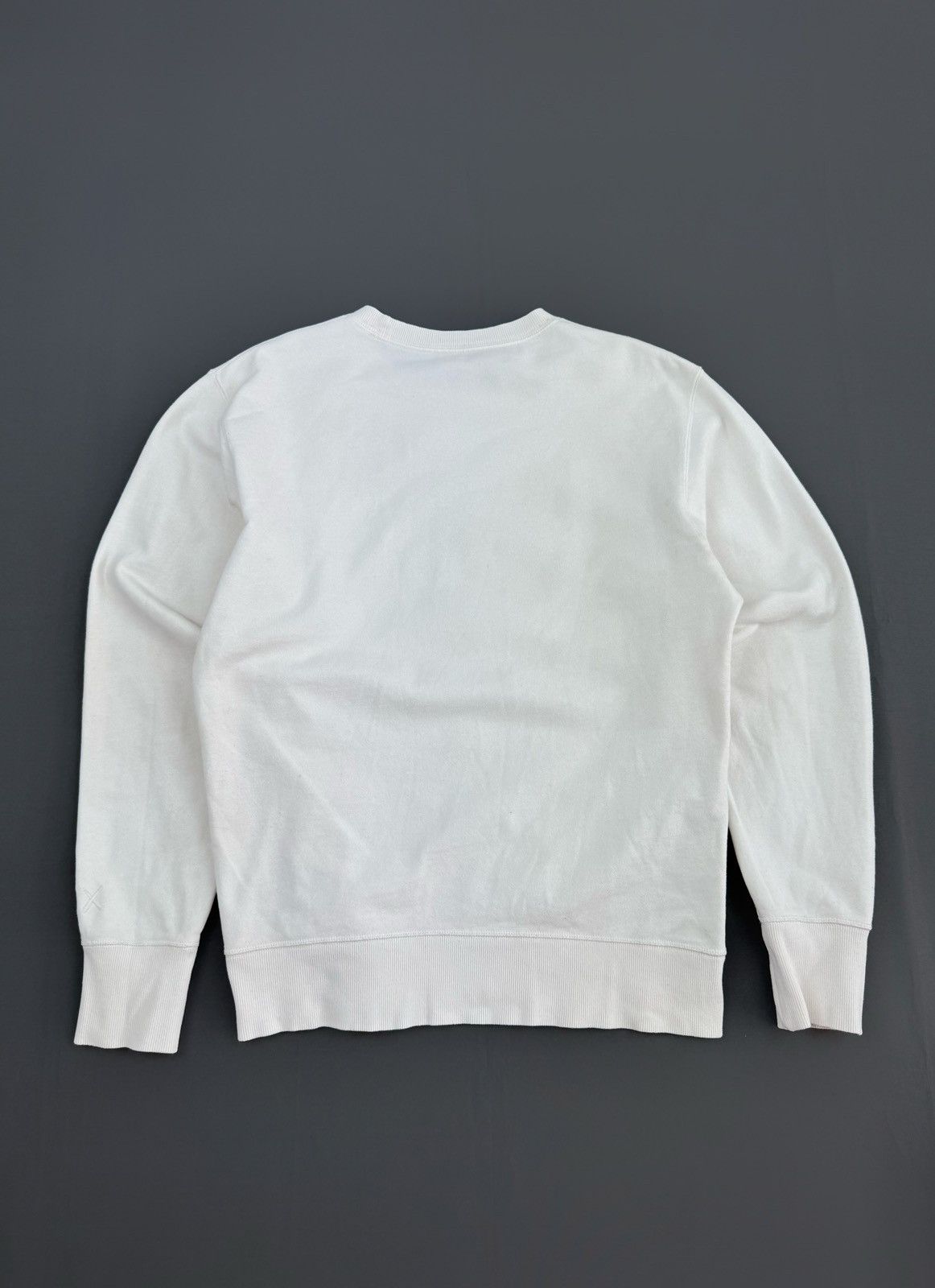 Kaws × Peanuts × Uniqlo Distressed Uniqlo x Kaws x Peanuts Graphic Sweatshirt Size US S / EU 44-46 / 1 - 13 Thumbnail