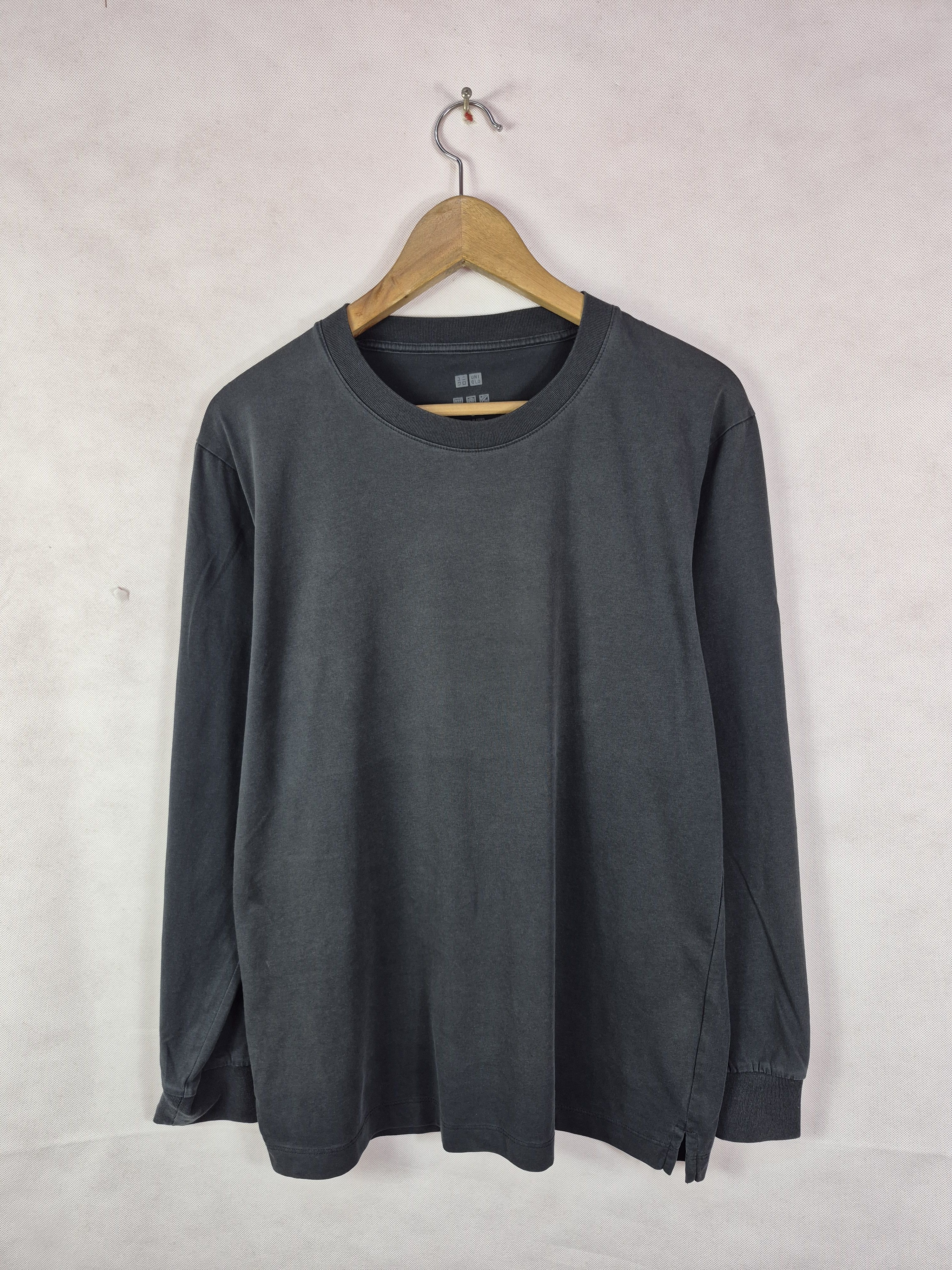 Uniqlo 🔥 Uniqlo Airism Plain Longsleeves Tee Size US L / EU 52-54 / 3 - 2 Thumbnail