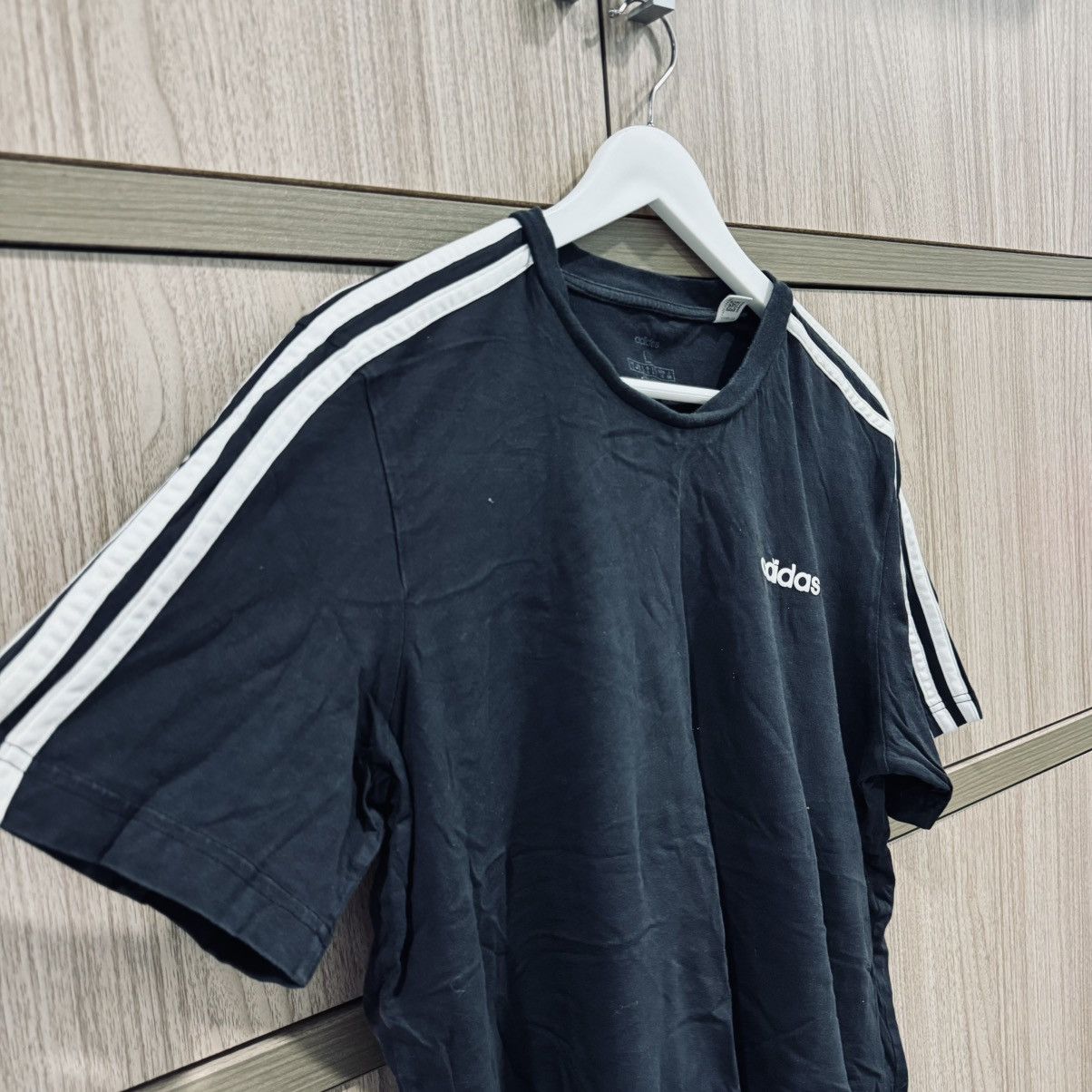 Adidas 3 Line Shoulder Adidas Tee Size US L / EU 52-54 / 3 - 3 Thumbnail