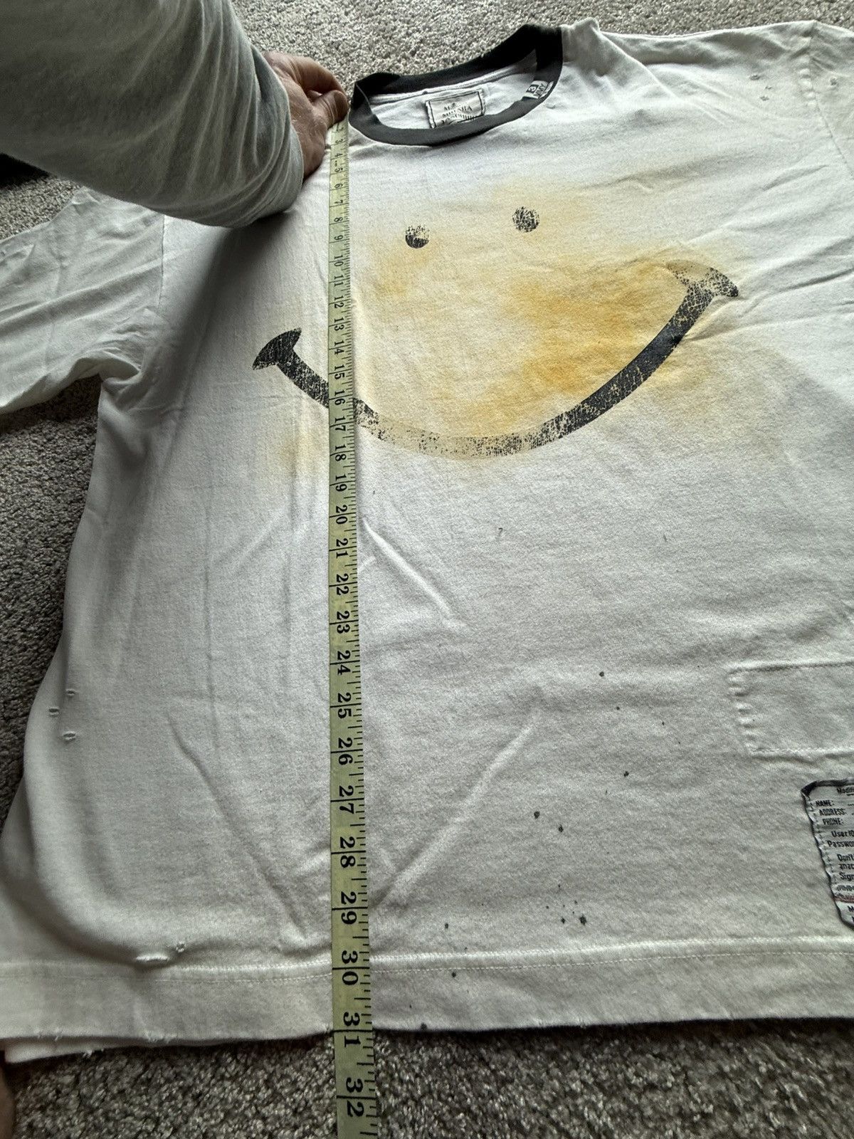 Maison MIHARA YASUHIRO Maison Mihara Yasuhiro smiley face bleached acid was T shirt Size US L / EU 52-54 / 3 - 5 Thumbnail