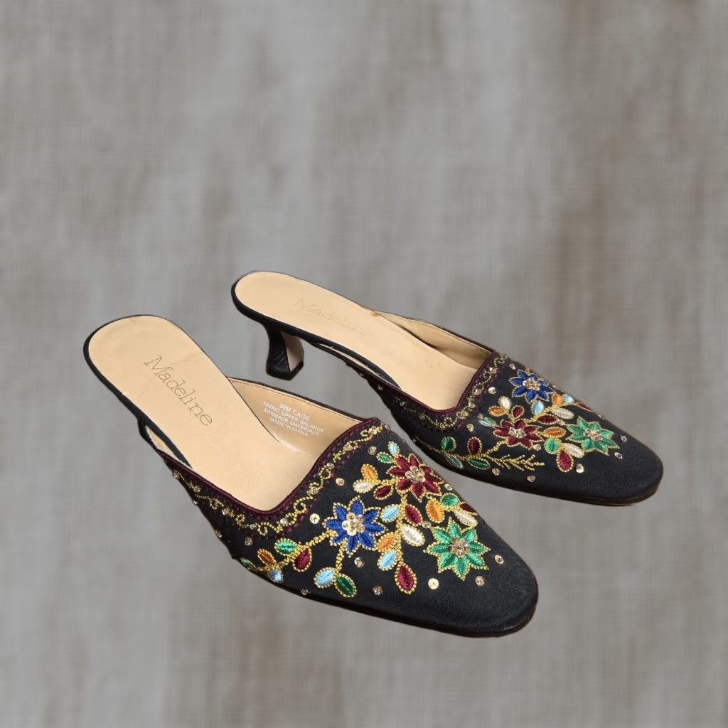 Vintage Madeline Block Heel Floral Loafer Women's 9.5M Black Slip On Pump Size US 10 / IT 40 - 1 Thumbnail