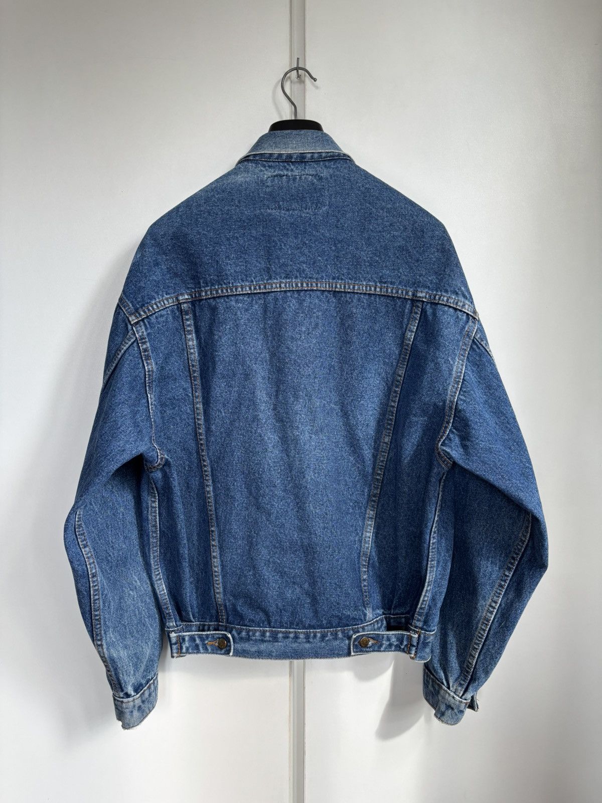 Armani 90’s Armani Jeans Cropped Denim Jacket Size US L / EU 52-54 / 3 - 2 Thumbnail