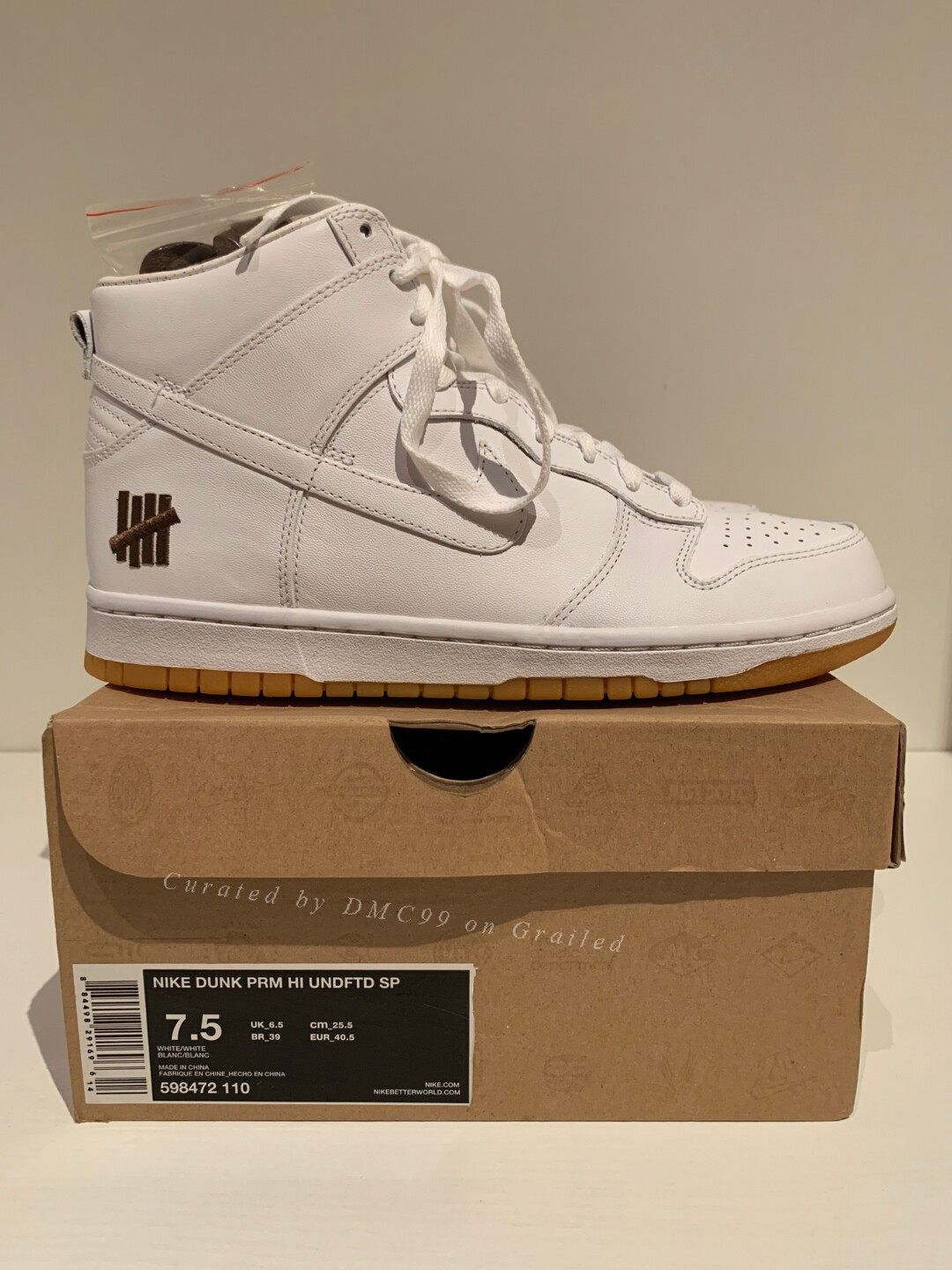 Undefeated Undefeated x Nike Dunk High SP Size US 8 / EU 41 - 1 Thumbnail