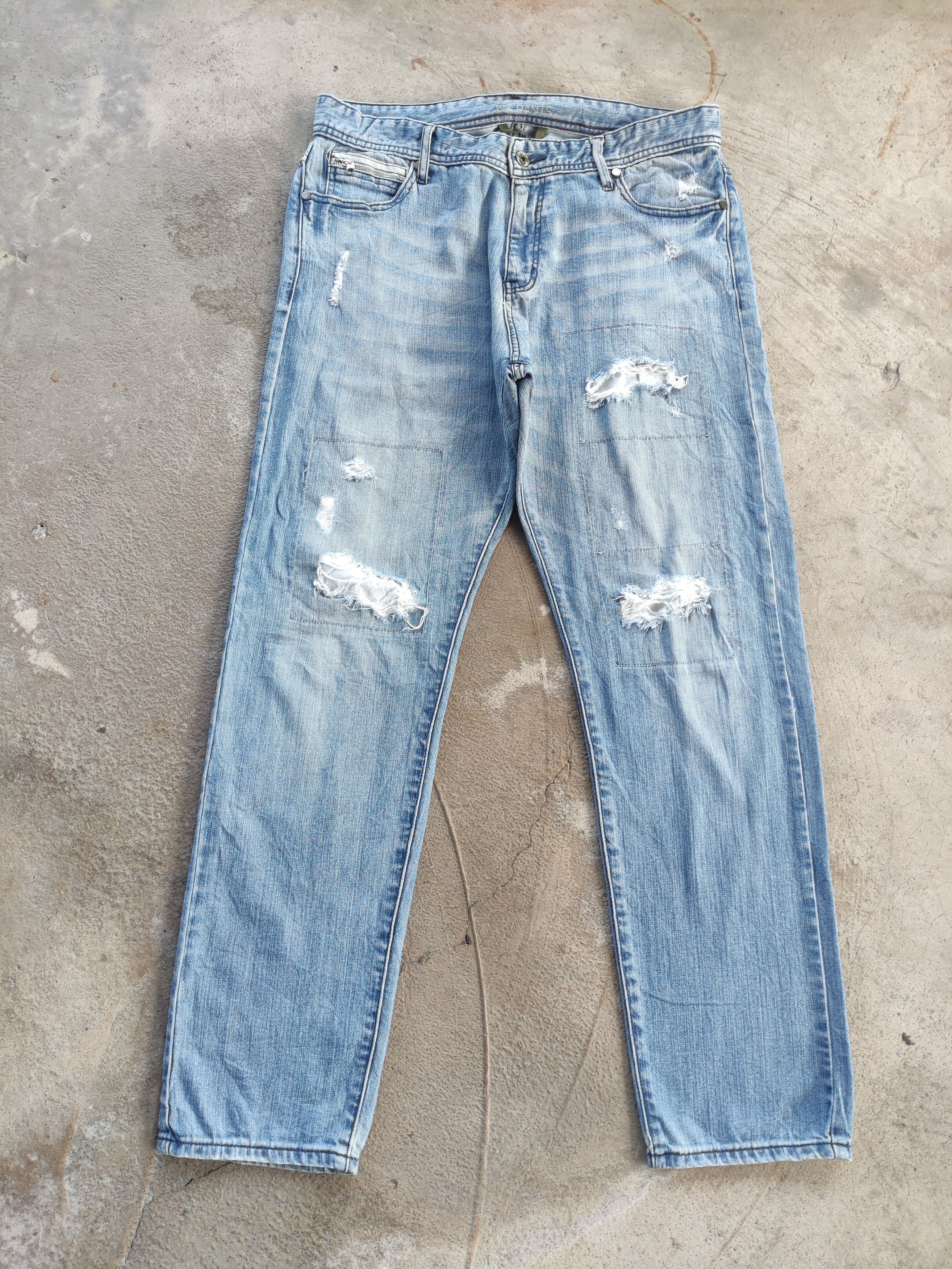 Japanese Brand Vintage Japanese Jean Distressed Faded Denim Pants Size US 34 / EU 50 - 1 Thumbnail