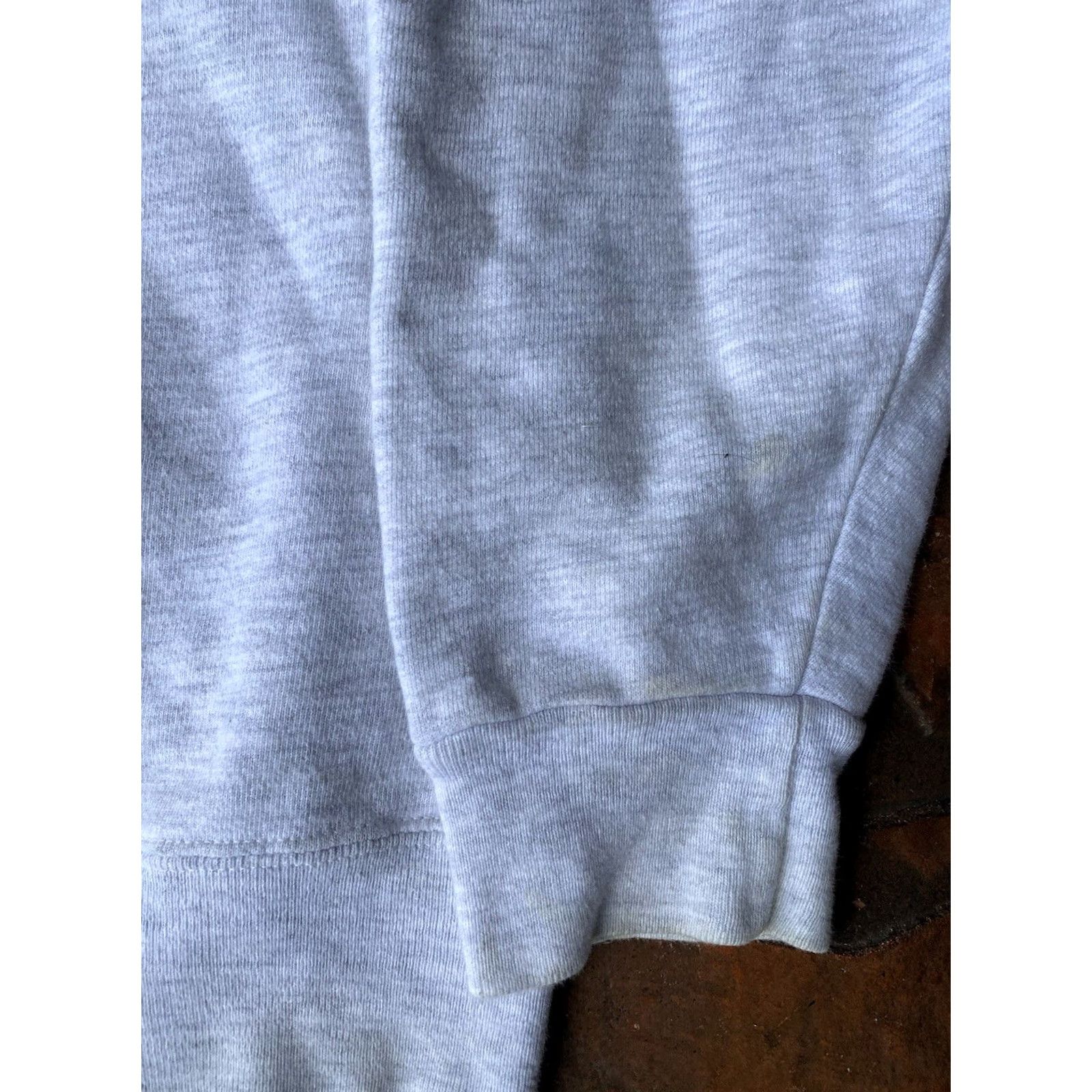 Champion VINTAGE Champion Reverse Weave Crewneck Sweatshirt XL White Spell Out 90s Mens Size US XL / EU 56 / 4 - 7 Thumbnail