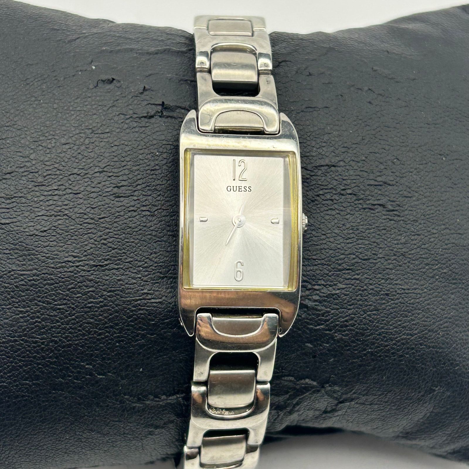 Guess Guess Silver Tone Women’s Watch Working New Battery Size ONE SIZE - 1 Thumbnail