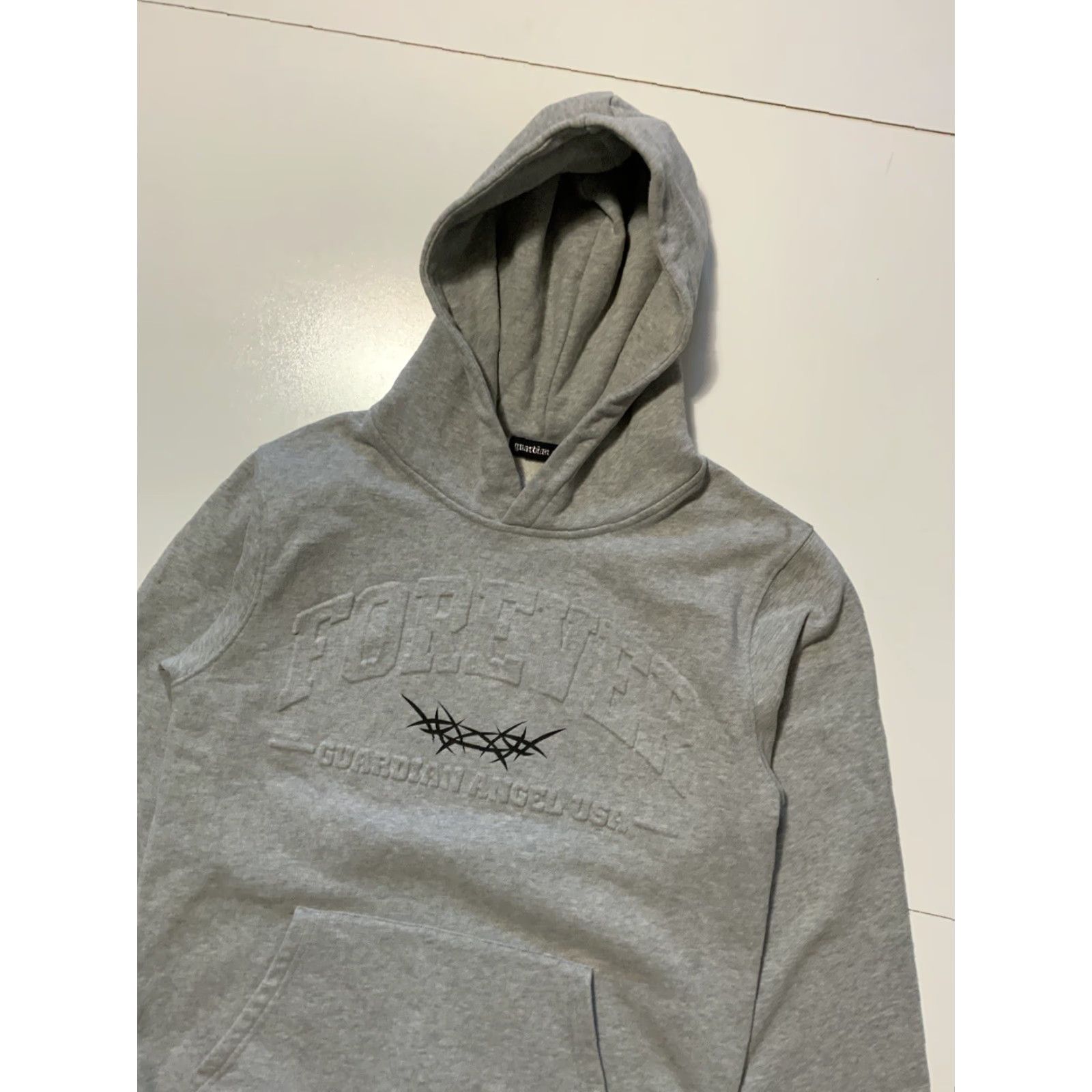 Vintage Guardian Angel Forever Embossed Barbed Wire Heather Gray Pullover Hoodie M Mens Medium Gray Guardian Angel Hoodie Size US M / EU 48-50 / 2 - 3 Thumbnail