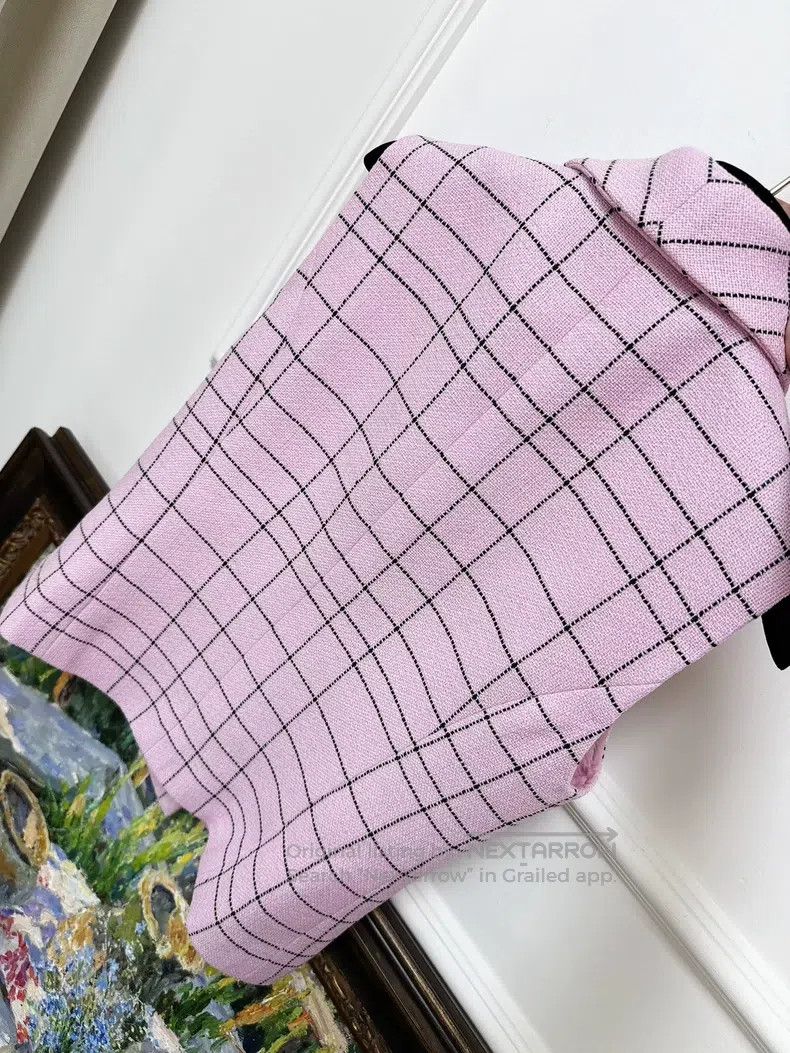 Chanel Chanel 24S pink plaid sleeveless vest jacket Size XS / US 0-2 / IT 36-38 - 3 Thumbnail