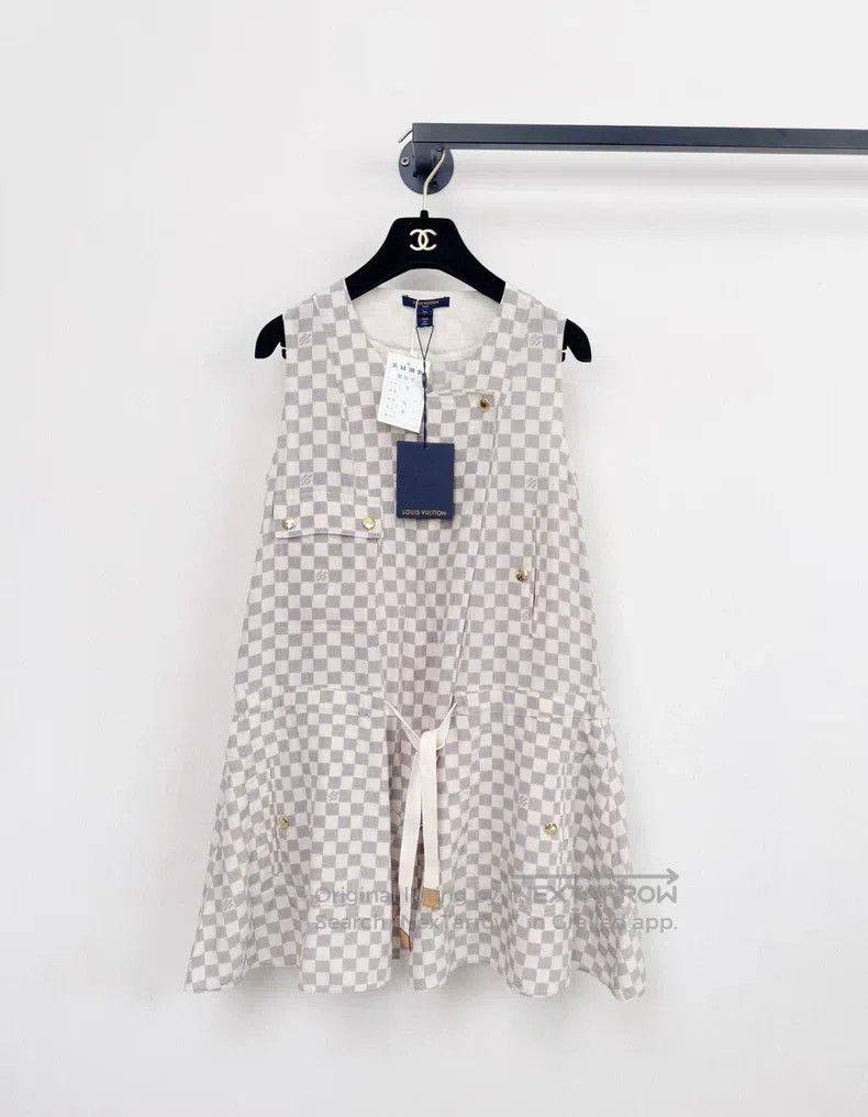 Louis Vuitton Louis Vuitton dress Size XS / US 0-2 / IT 36-38 - 1 Thumbnail