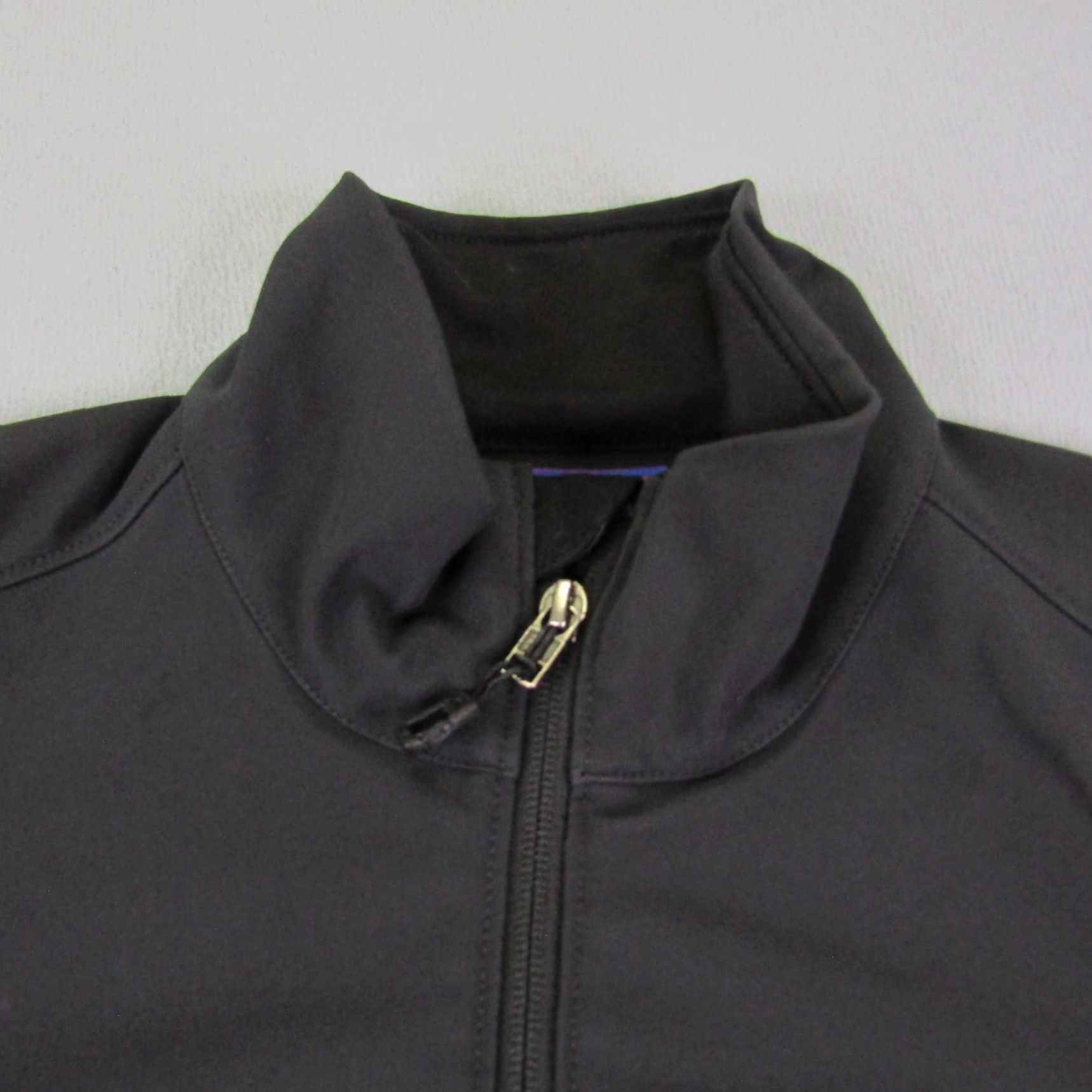 Patagonia Patagonia Jacket Womens Small Black Sidesend Full Zip Up Coat Soft Shell Outdoor Size S / US 4 / IT 40 - 2 Thumbnail