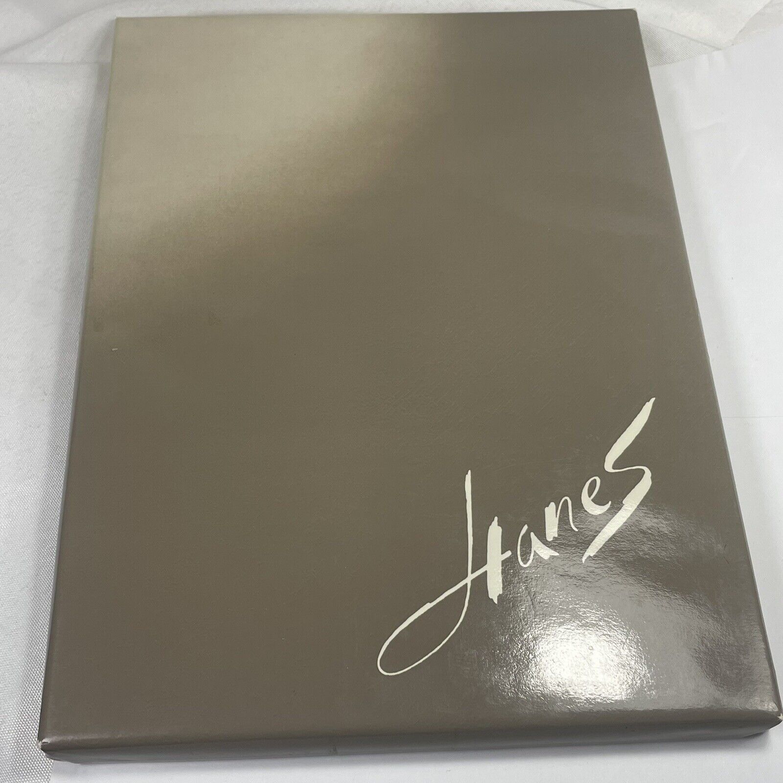 Hanes Hanes Cantrece Sheer Heel Run Guard 8-9 Short Hosiery Vinta Size ONE SIZE - 8 Thumbnail