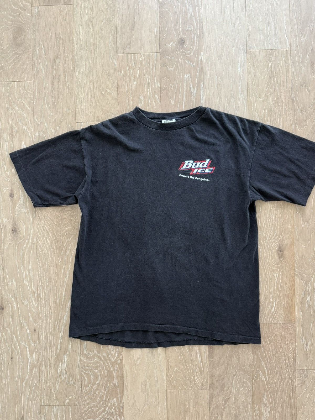 Other Vintage 90s Bud Ice Beware the Penguin Promo Shirt Size US L / EU 52-54 / 3 - 2 Thumbnail