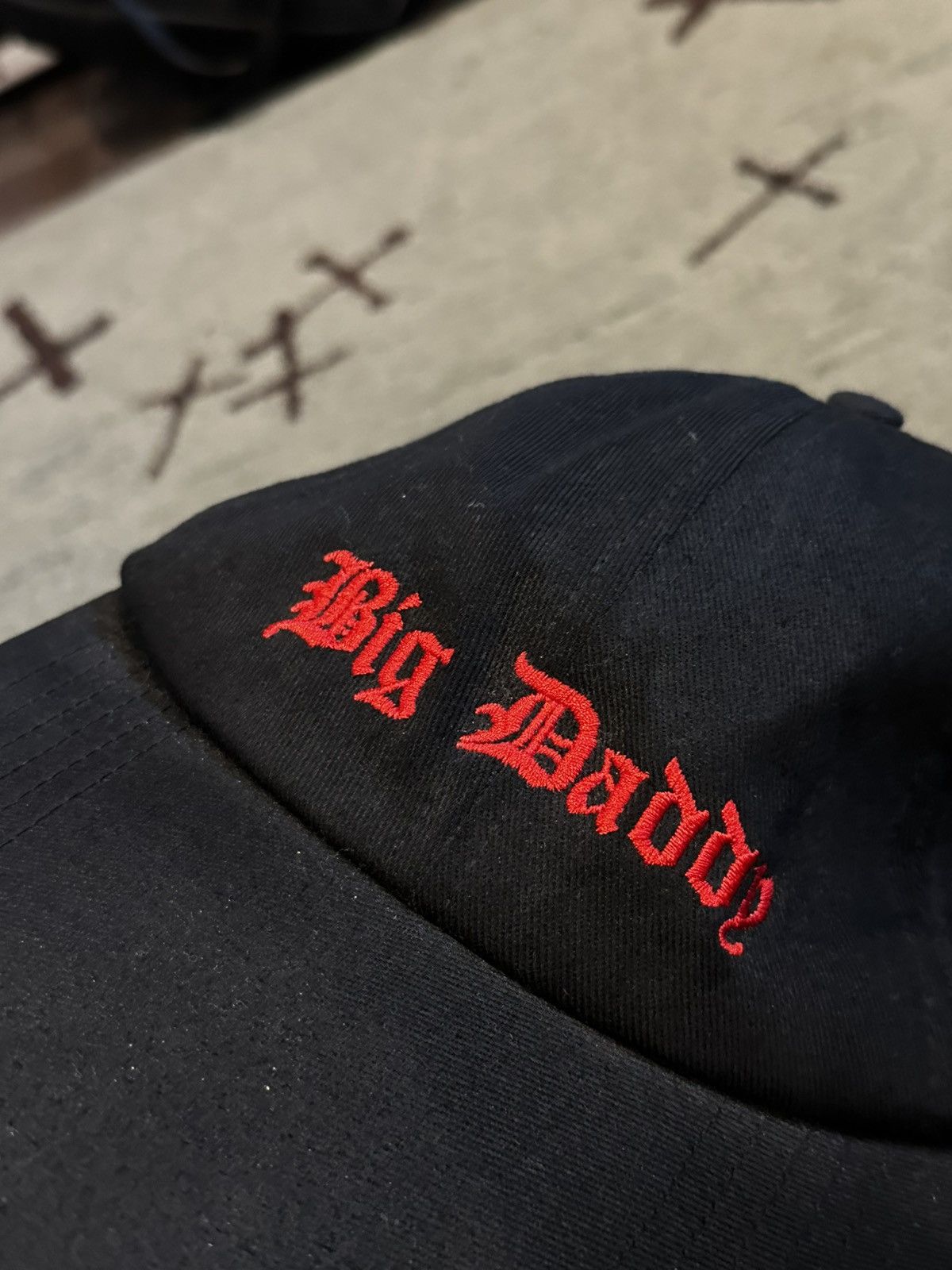 Vetements Demna AW17 “BIG DADDY” Long Brim Baseball Cap Size ONE SIZE - 4 Thumbnail