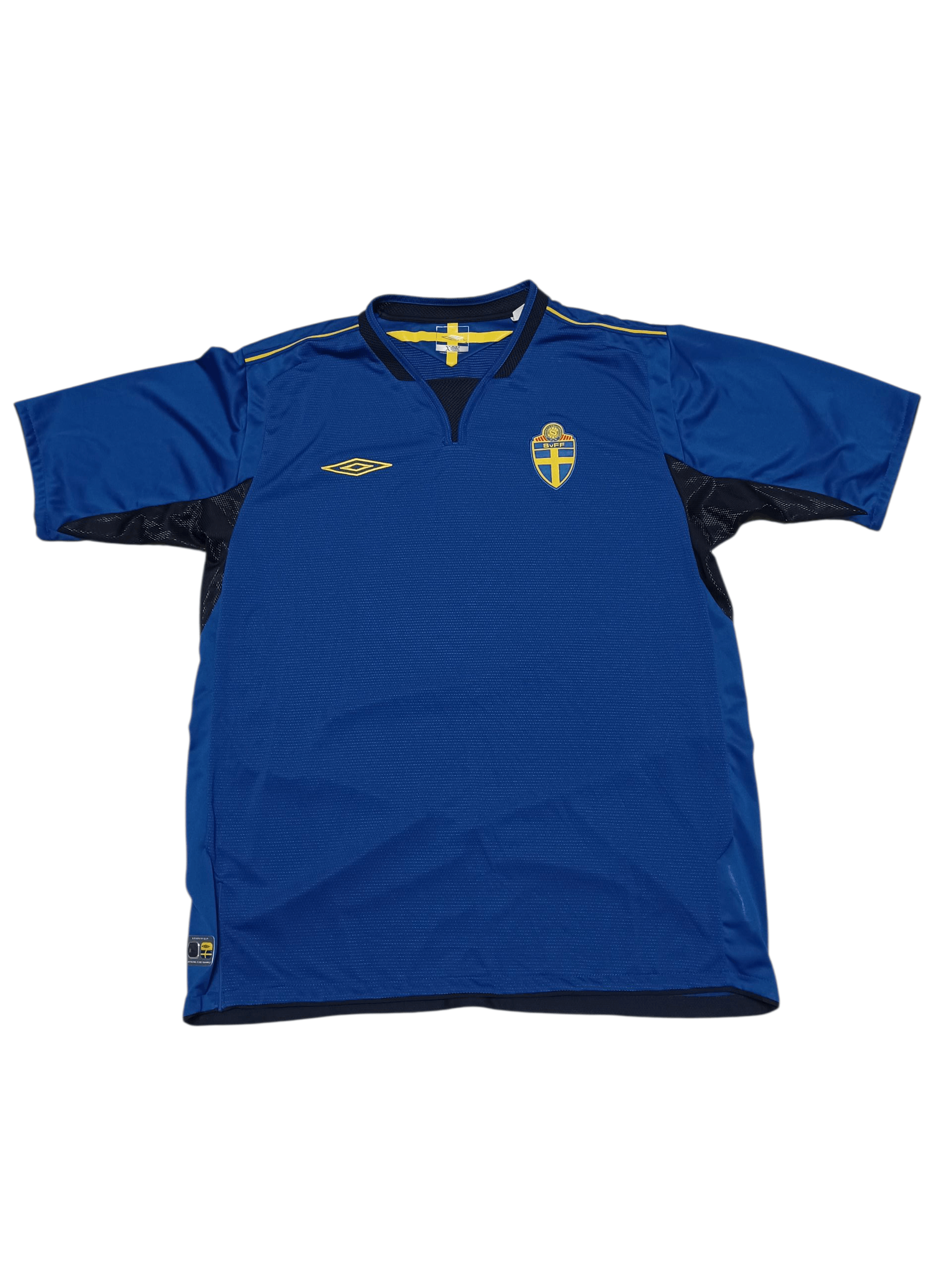 Umbro SWEDEN UMBRO 2005 VINTAGE SOCCER JERSEY FOOTBALL Size US XL / EU 56 / 4 - 1 Thumbnail
