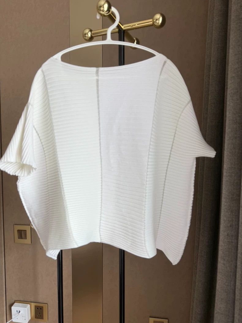 Issey Miyake Issey Miyake White horizontal striped short-sleeved shirt Size M / US 6-8 / IT 42-44 - 1 Thumbnail