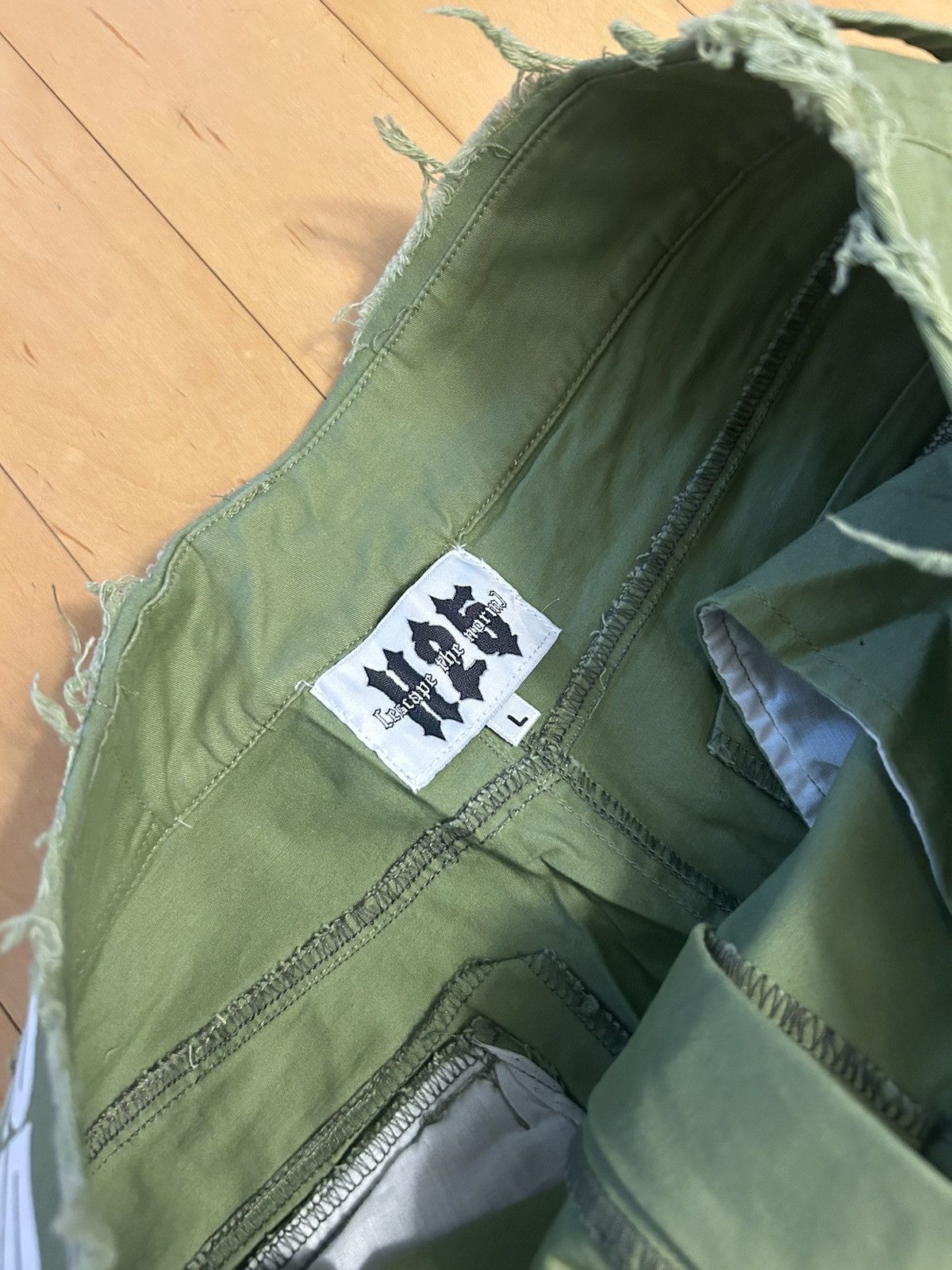 Other Hour 25 Distressed Cargo Pants Size US 36 / EU 52 - 6 Thumbnail