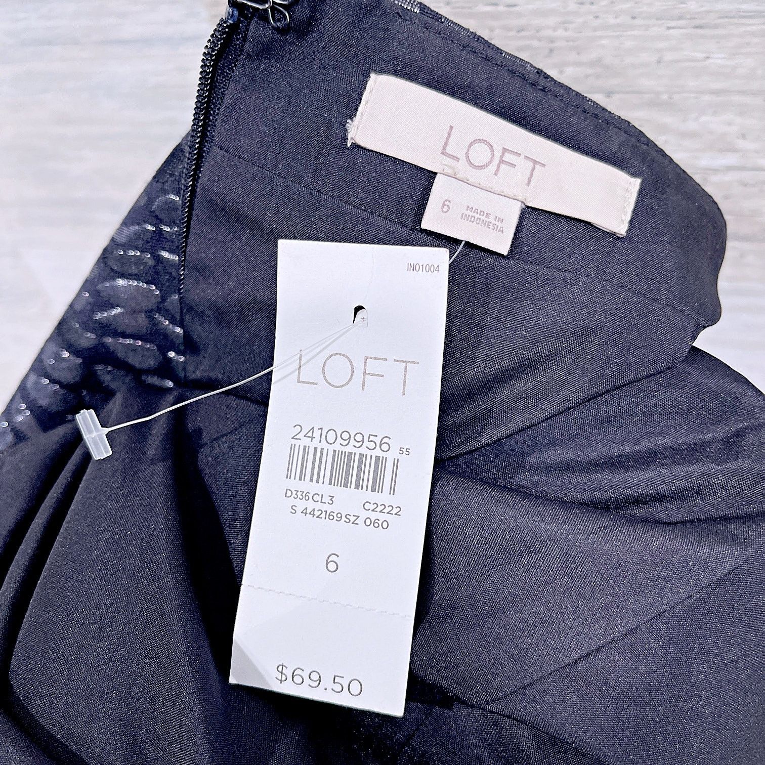 Loft LOFT Shimmer Splash Wrap Mini Skirt Black Womens 6 Size 28" / US 6 / IT 42 - 5 Thumbnail