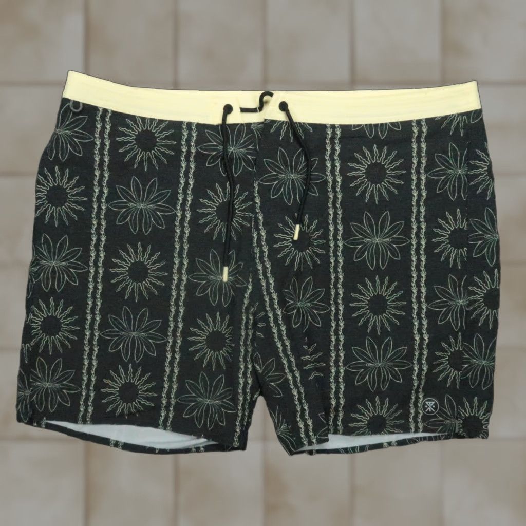 Roark Roark Board Shorts Mens 38 Black Yellow Floral Chiller Hemp Blend Cotton Nylon Polyester Spandex Size US 38 / EU 54 - 1 Thumbnail