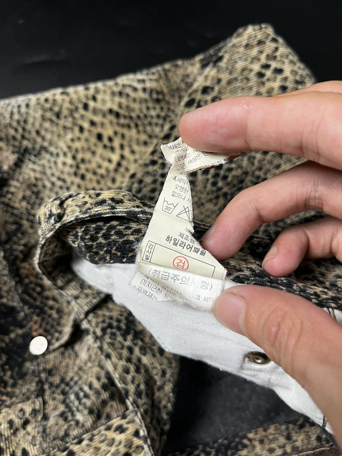 Japanese Brand Japanese snake python Super flare by Gozip Size US 28 / EU 44 - 12 Thumbnail