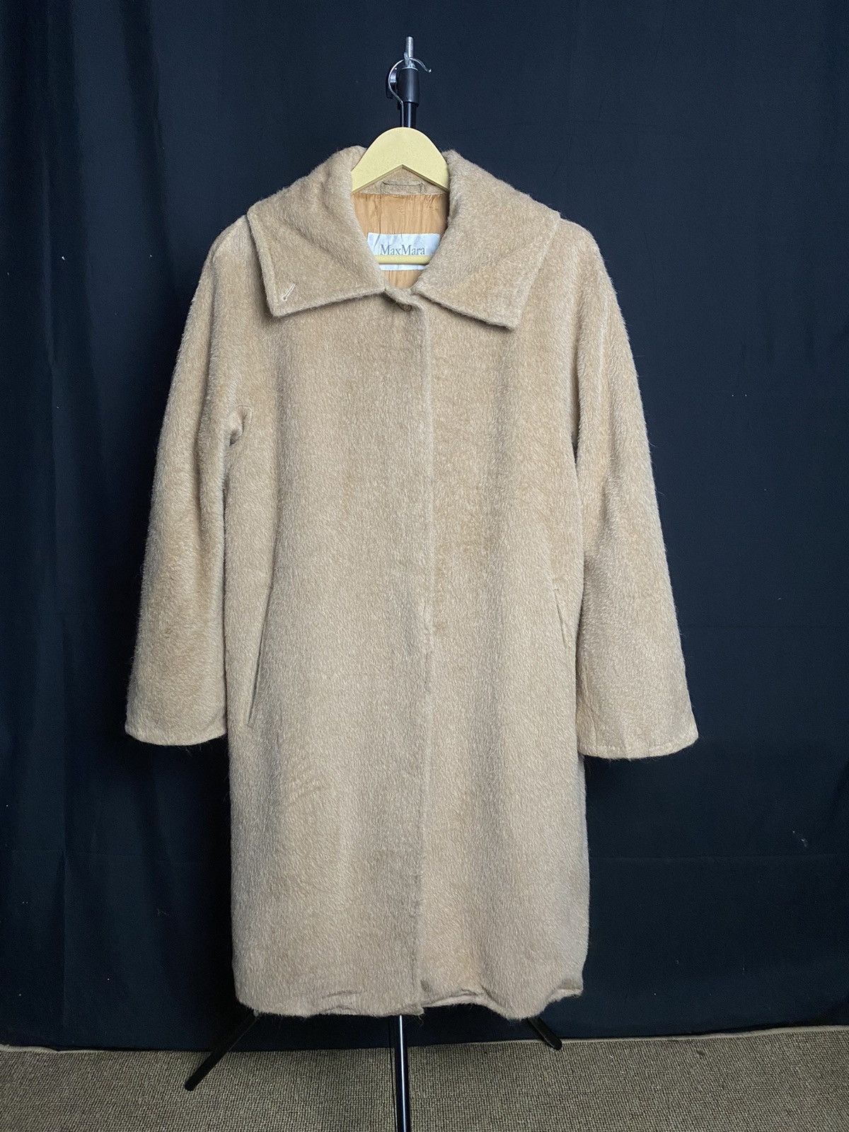 Max Mara Max Mara Biege Wool Fur Long Coat Jacket Size L / US 10 / IT 46 - 1 Thumbnail