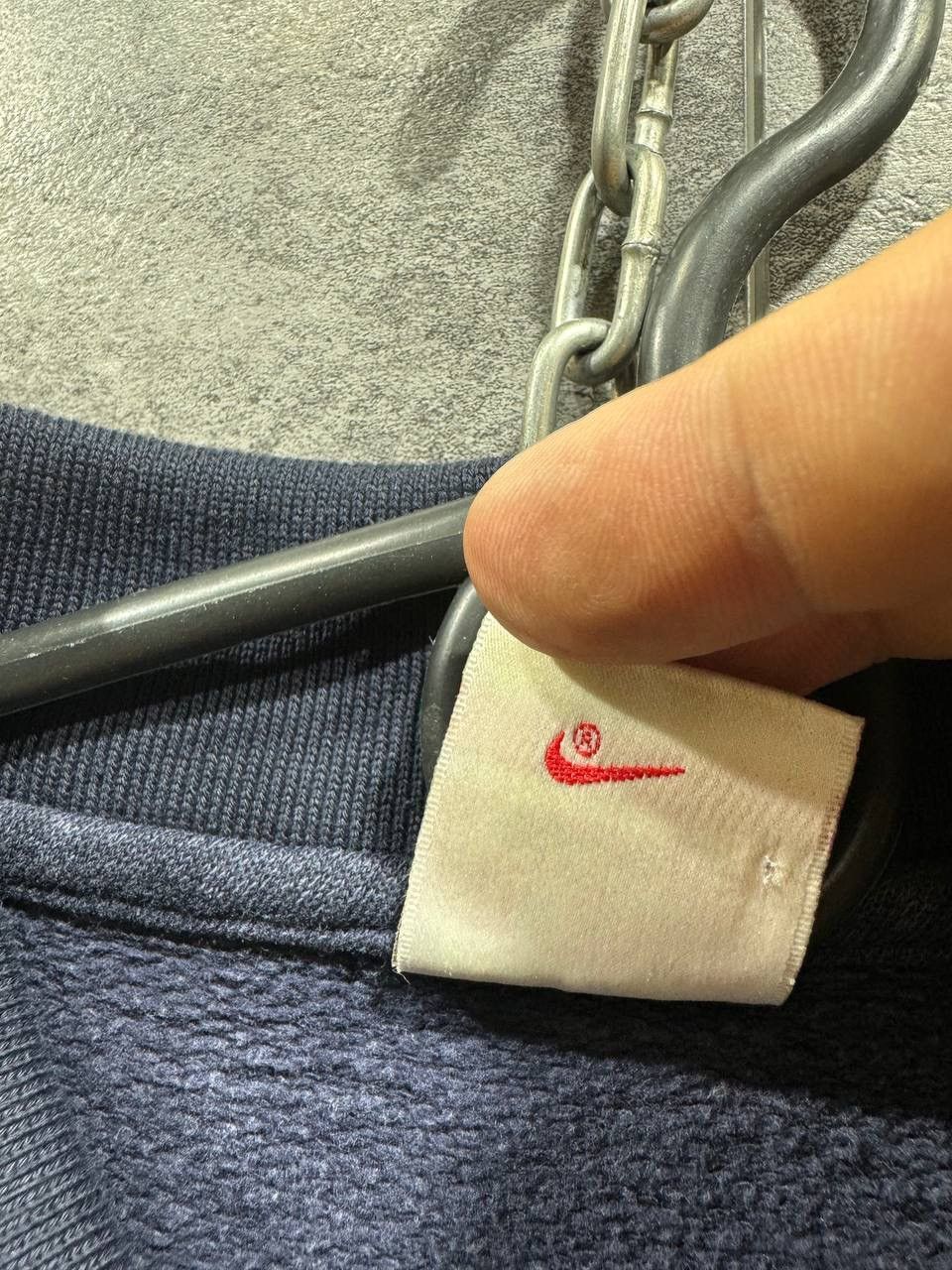 Nike Vintage NIKE One Bowerman Drive Embroidered Sweatshirt Size US M / EU 48-50 / 2 - 5 Thumbnail