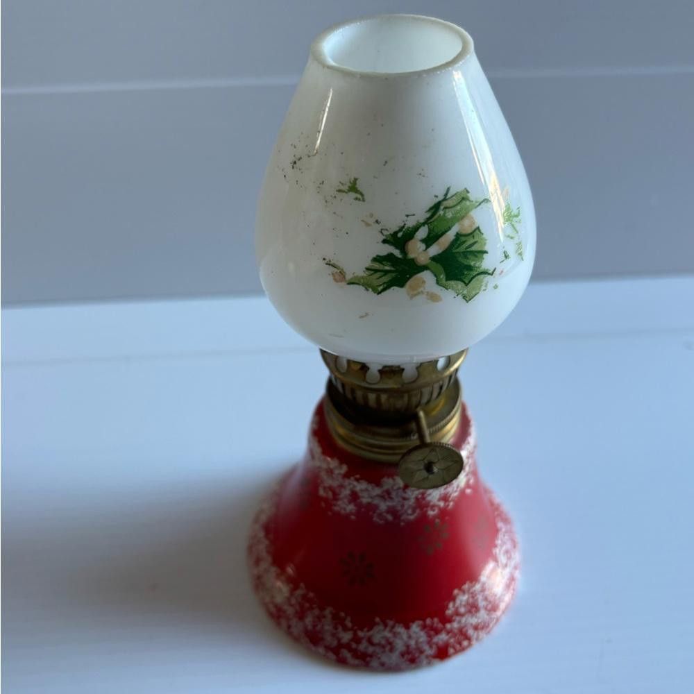 Designer Vintage Christmas Milk Glass Lamp Size ONE SIZE - 2 Thumbnail