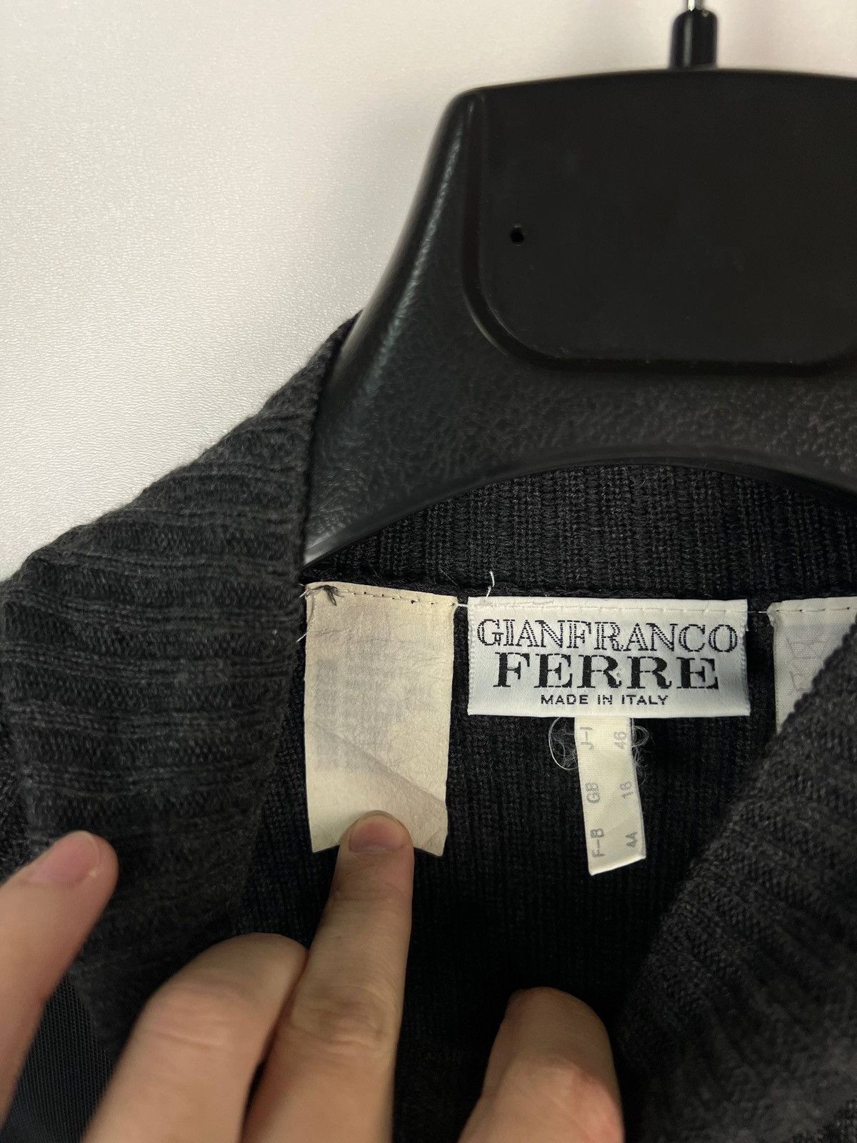 Gianfranco Ferre Gianfranco Ferre 90s giant he sweater woman size XL Size XL / US 12-14 / IT 48-50 - 3 Thumbnail