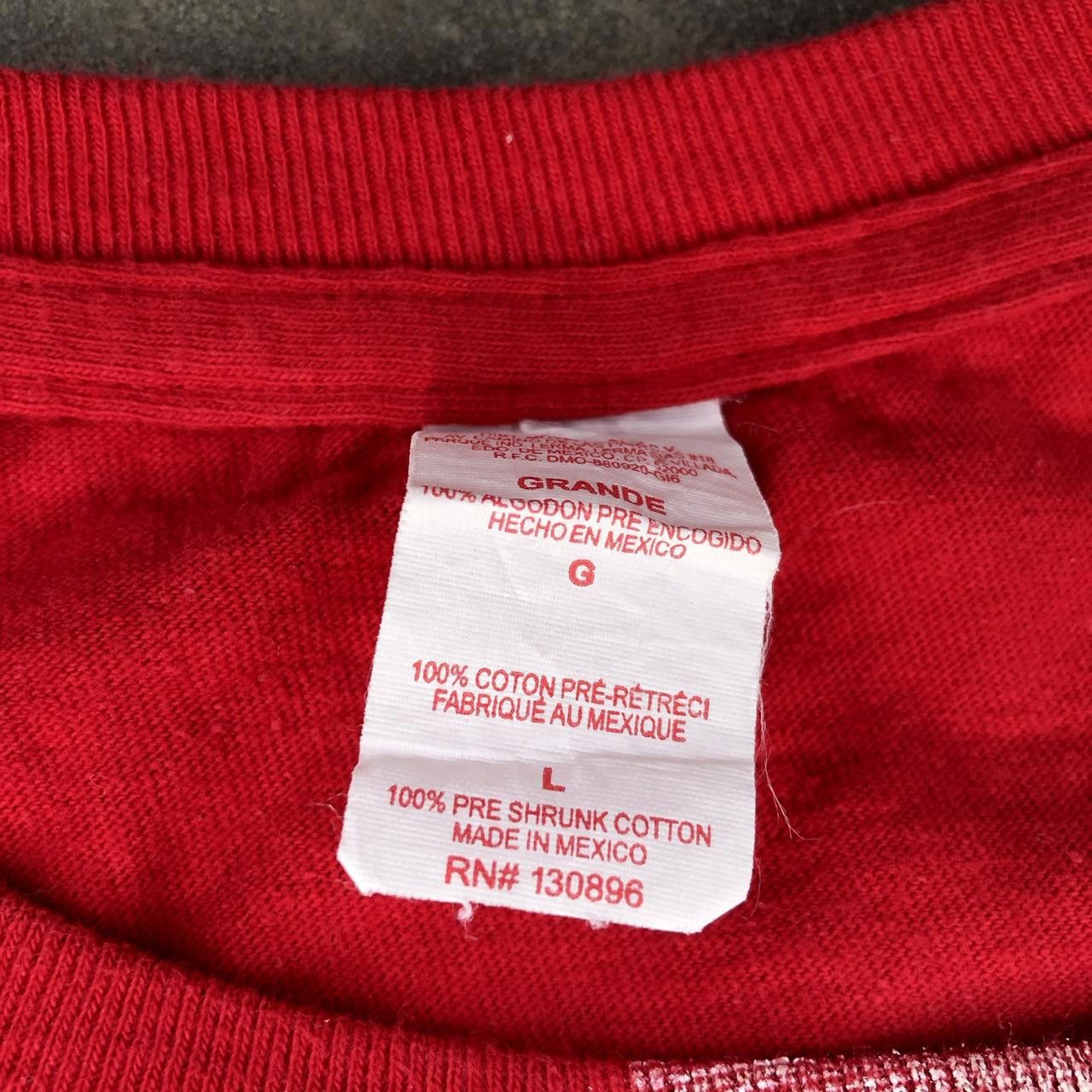 Other Y2K Red Santa T-shirt Graphic Print size large Size US L / EU 52-54 / 3 - 3 Thumbnail