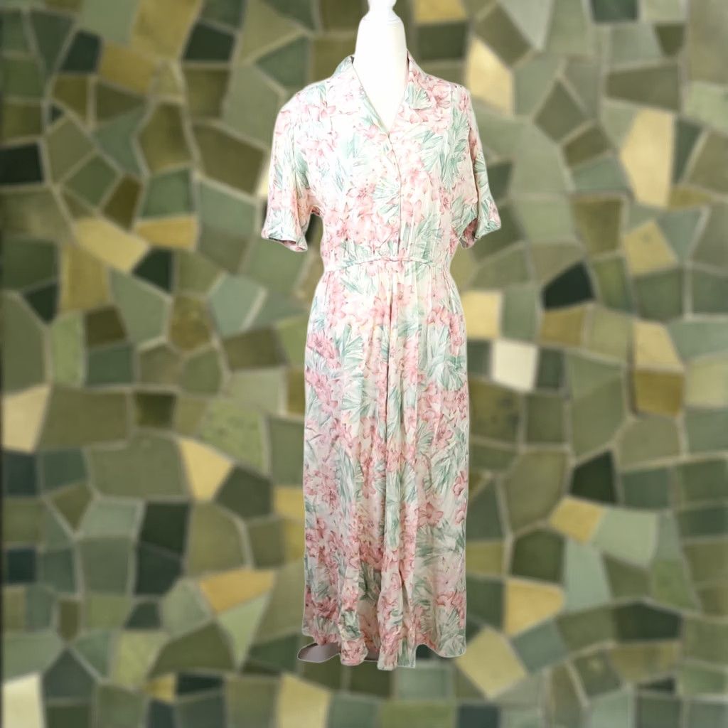 Vintage VINTAGE Carol Anderson cream pink green floral midi shirt dress 80s 4 Womens Size S / US 4 / IT 40 - 1 Thumbnail