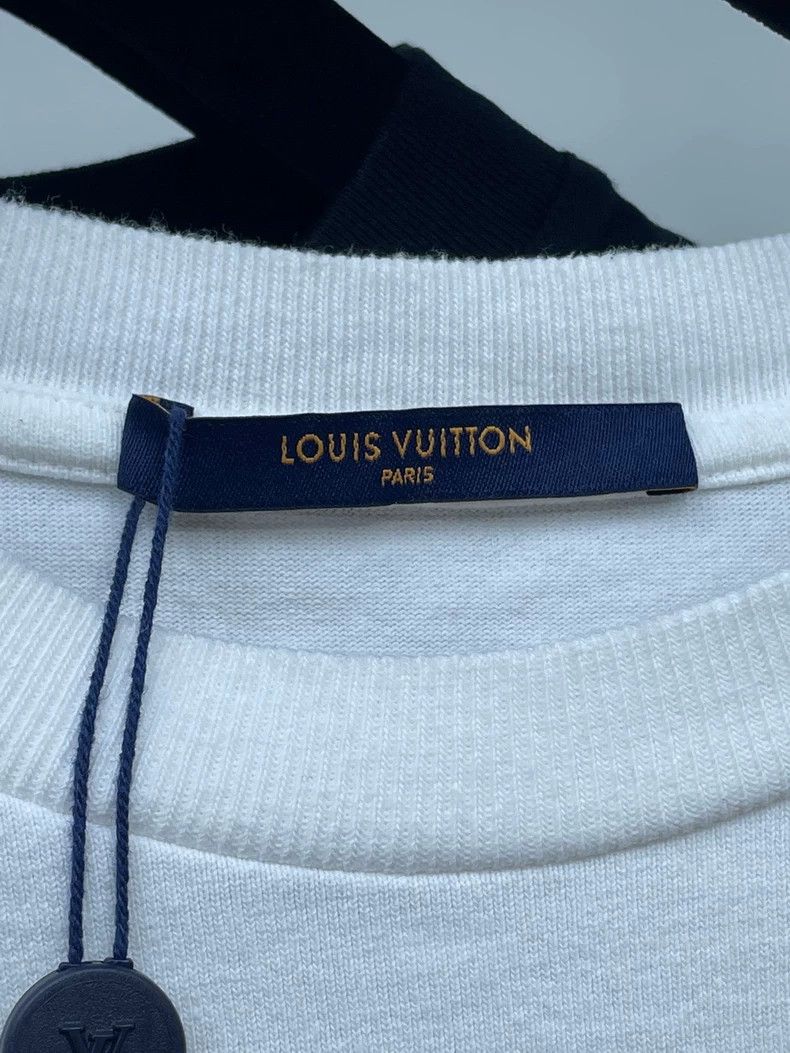 Louis Vuitton Louis Vuitton Floral pattern white short sleeve 2504-Nextar Size US M / EU 48-50 / 2 - 5 Thumbnail