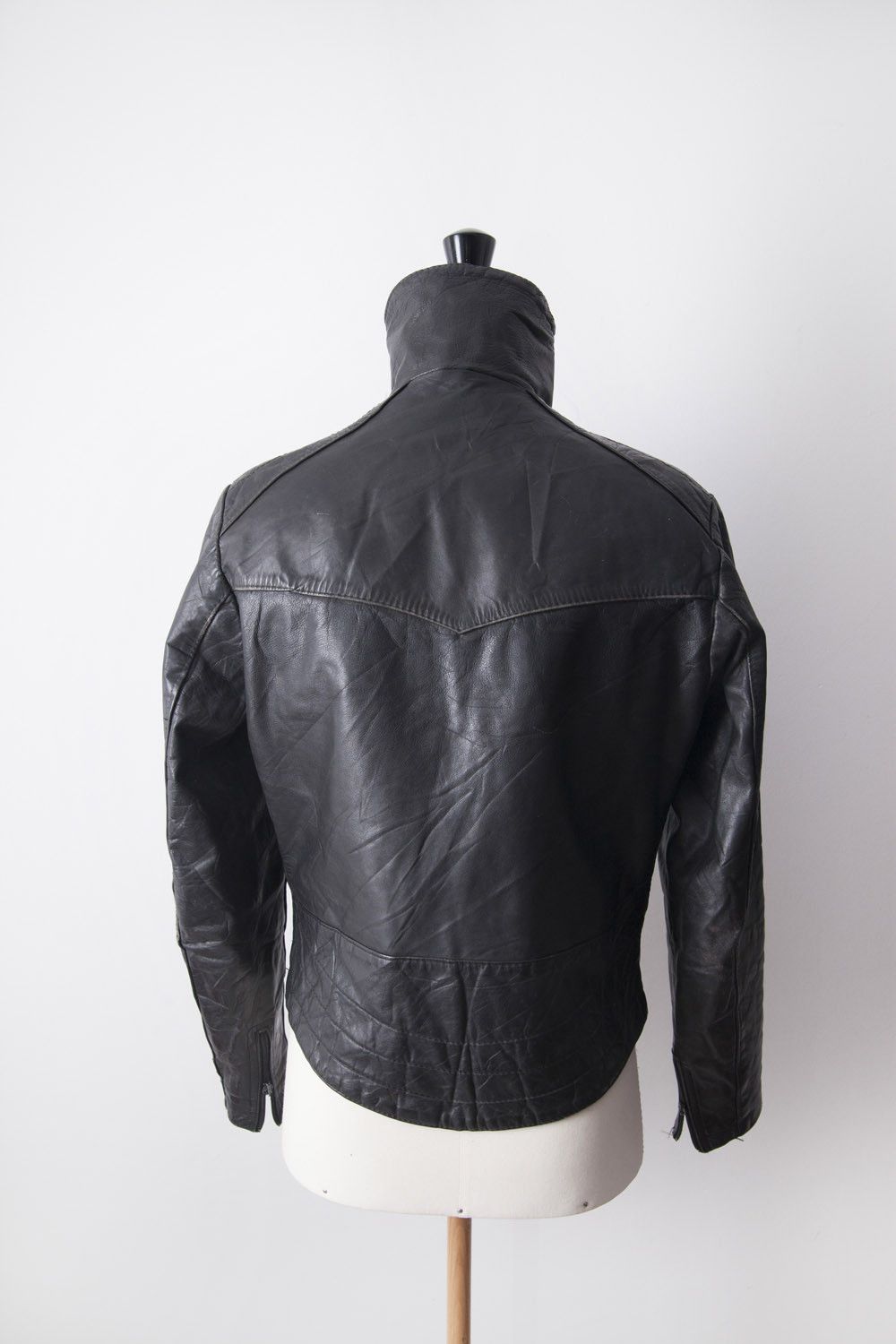 Vintage Vintage 1990's black leather perfecto jacket Size US S / EU 44-46 / 1 - 5 Thumbnail