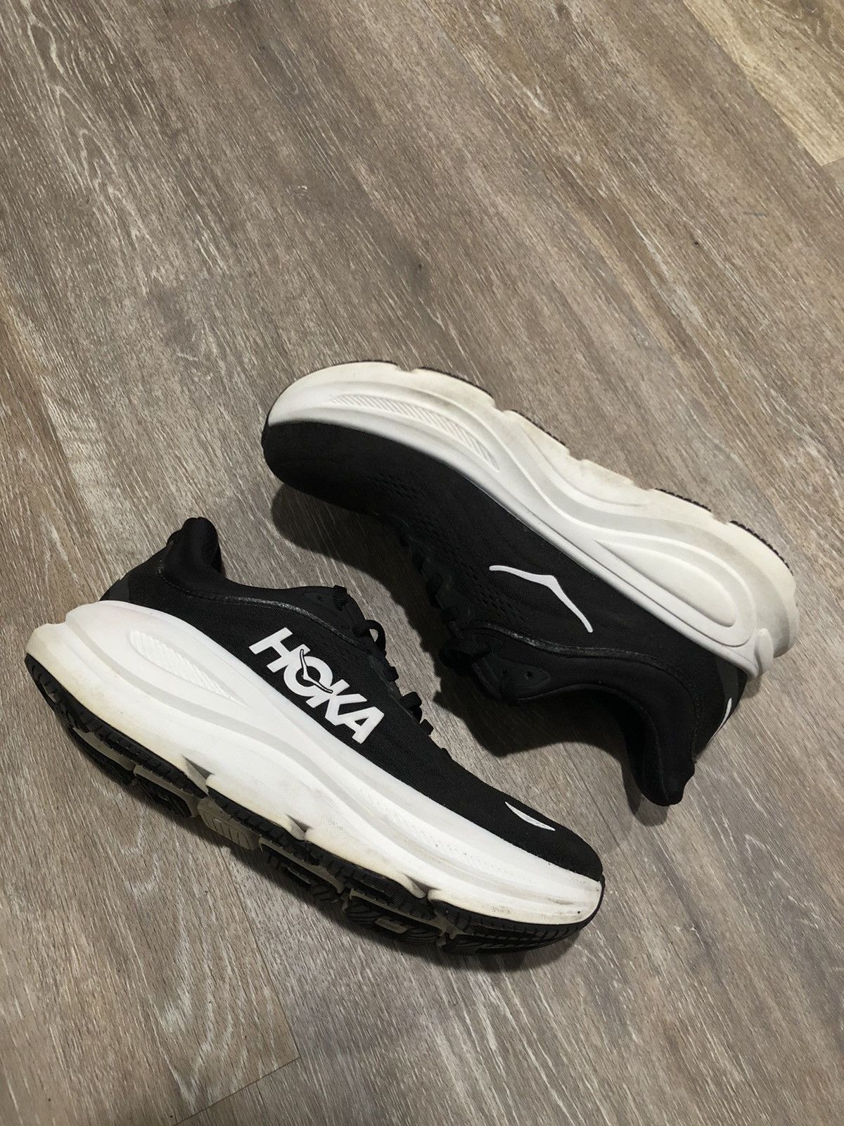 Hoka Hoka One One Bondi 9 Shoes Womens Size 8.5B Size US 8.5 / IT 38.5 - 2 Thumbnail