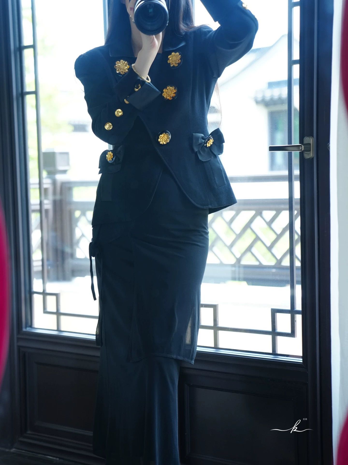 Other women's Gemma Kahng Black Gold Wool Suit M w/ Gold Buttons Size M / US 6-8 / IT 42-44 - 2 Thumbnail