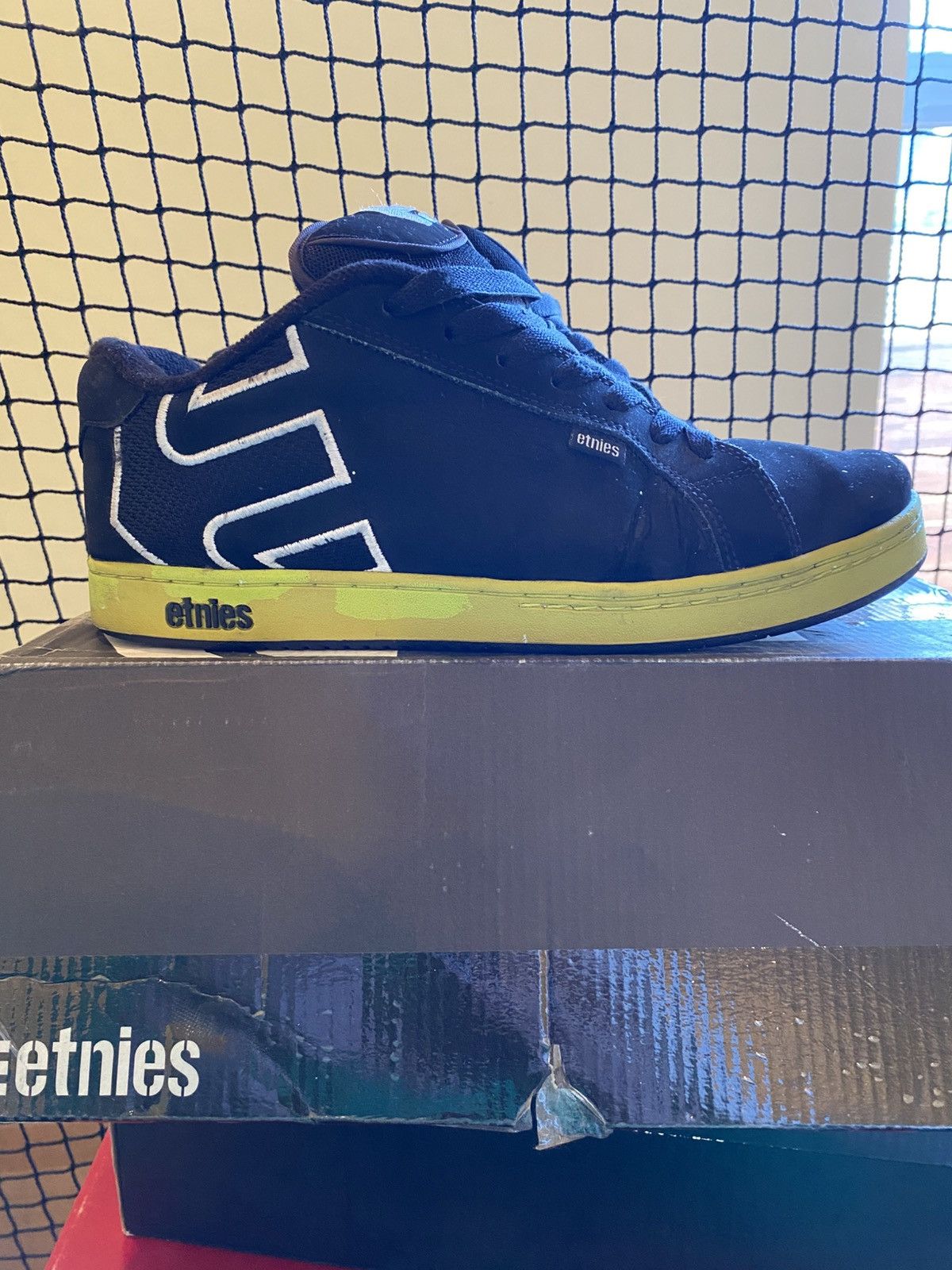 Etnies Etnies Fader Size US 12 / EU 45 - 1 Thumbnail