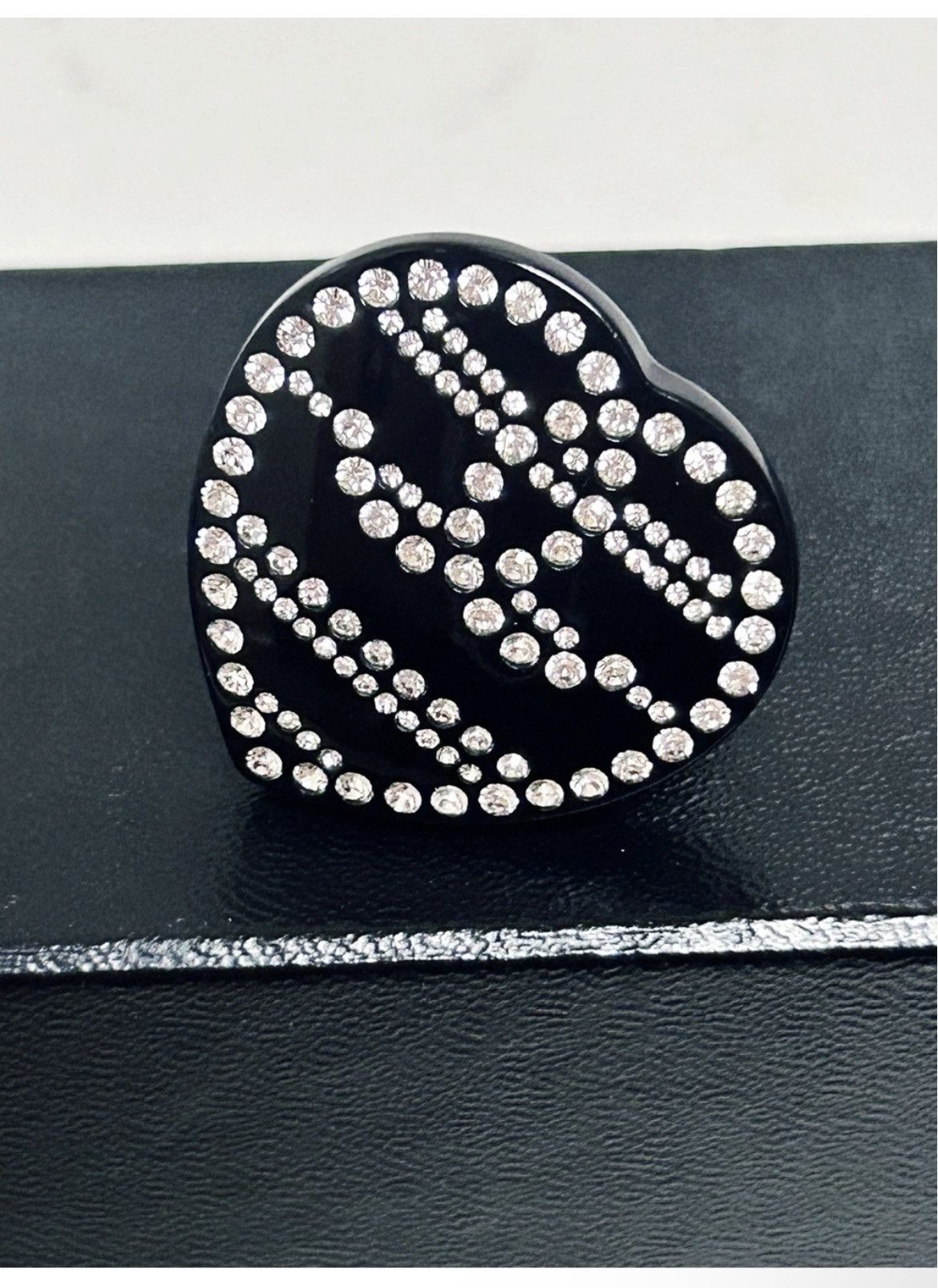 Chanel Authentic CHANEL Rare Vintage CC 09 Large Heart Crystal Ring Size ONE SIZE - 1 Thumbnail
