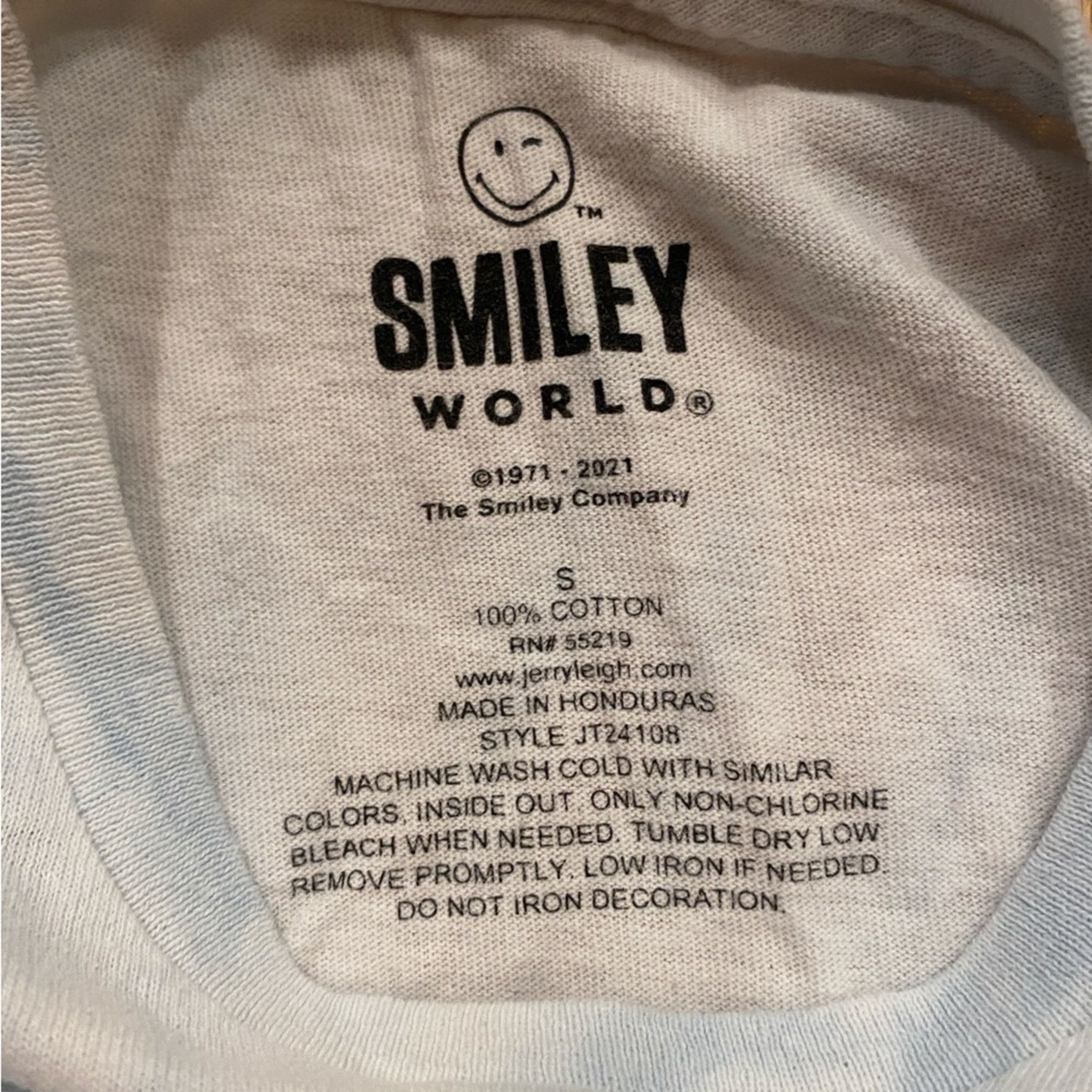 Urban Outfitters Be Kind Smiley World Woman T-Shirt - Light Blue Tie-Dye Size S / US 4 / IT 40 - 4 Thumbnail