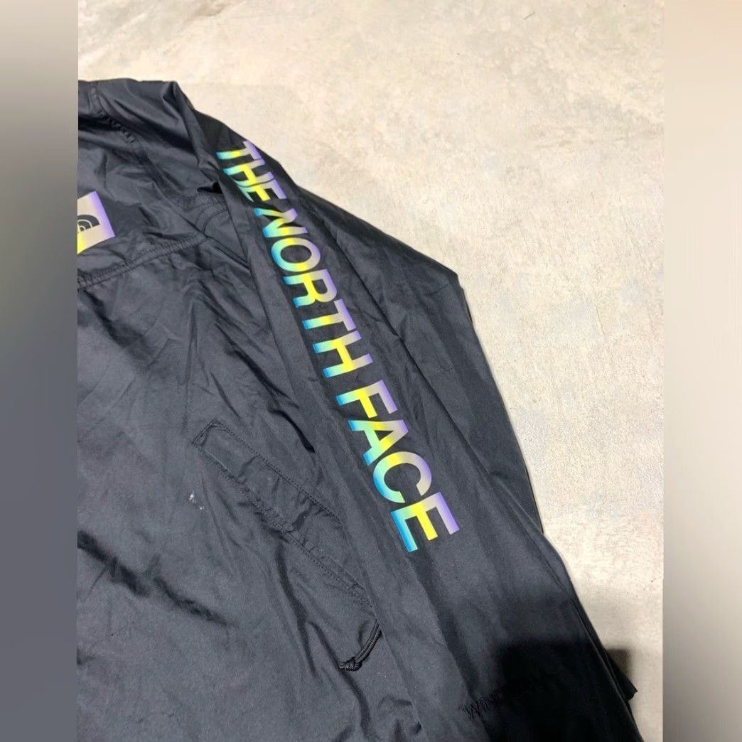 The North Face The North Face Windwall Windbreaker Jacket Black Logo Multicolor Logo Nylon L Unisex Adults Regular Size L Mens Womens? Size US L / EU 52-54 / 3 - 4 Thumbnail