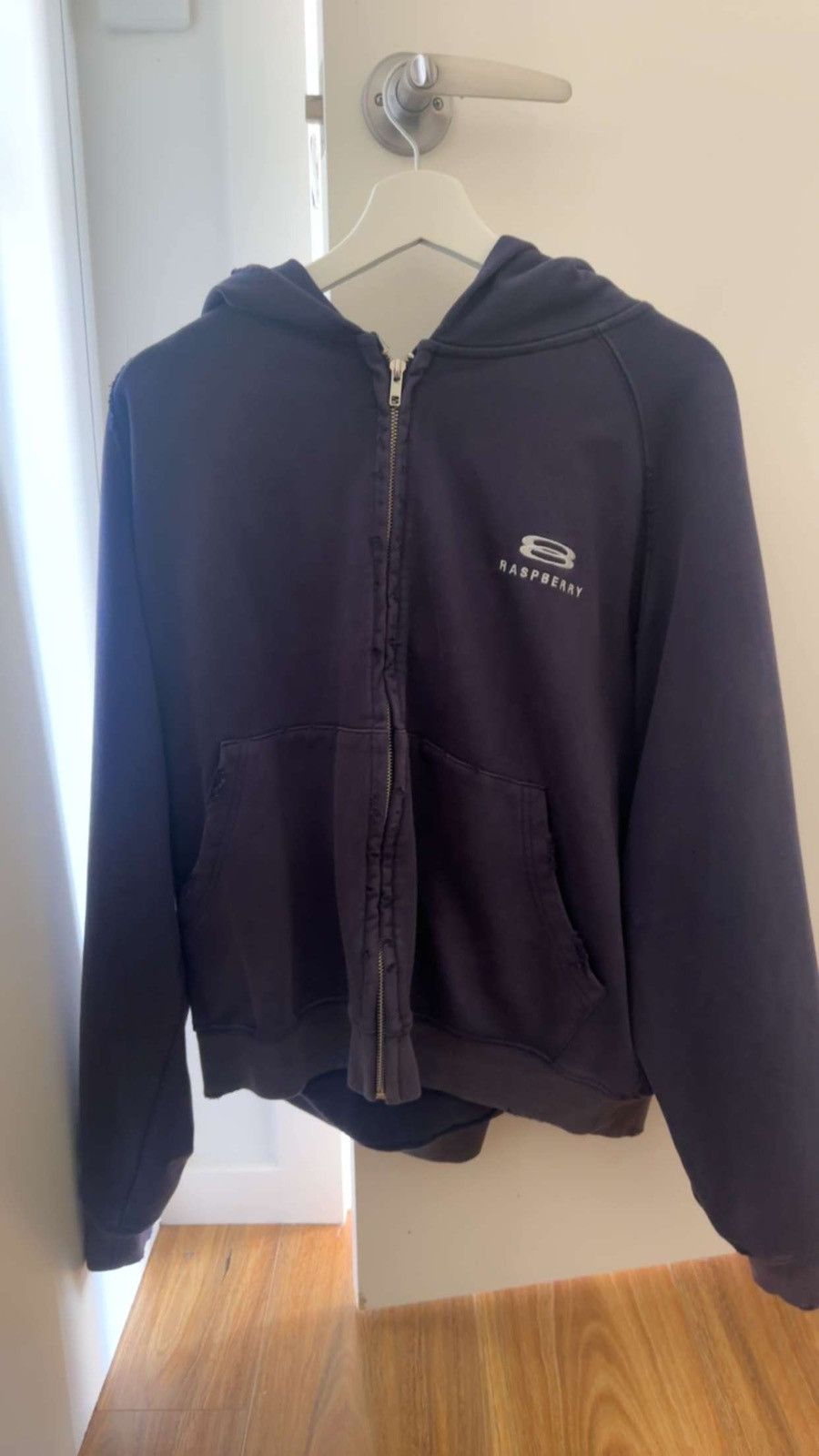 The GV Gallery Raspberry 