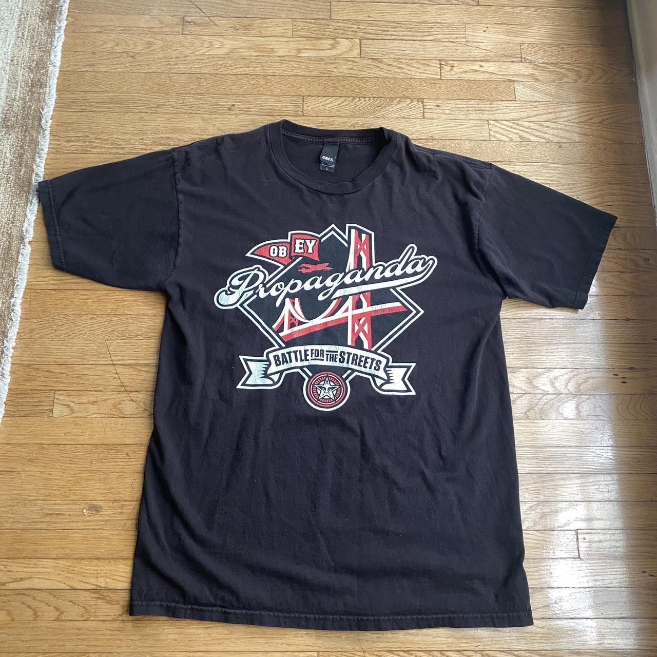 Obey Obey propaganda graphic tee Size US L / EU 52-54 / 3 - 1 Thumbnail